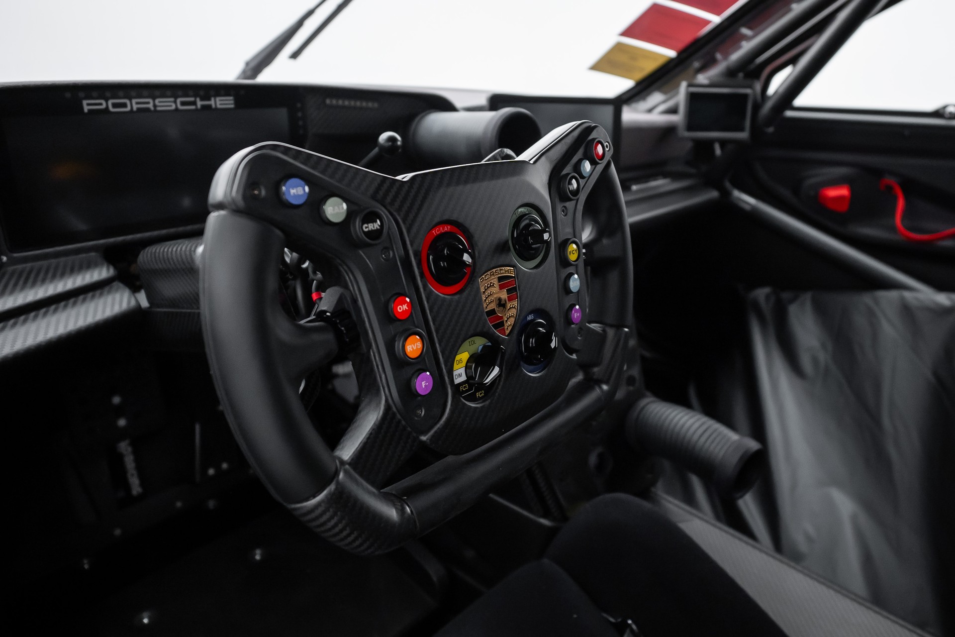 PORSCHE GT3 R Rennsport 1 of 77-image-8