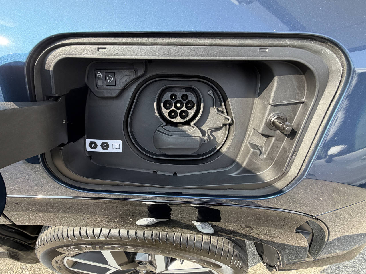 JEEP Compass First Edition Plus-image-6