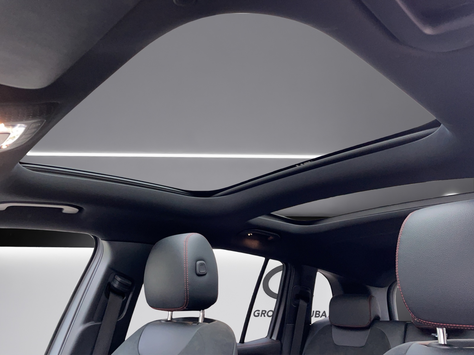 Image MERCEDES-BENZ EQB-300 EQB 300 AMG Line 4Matic