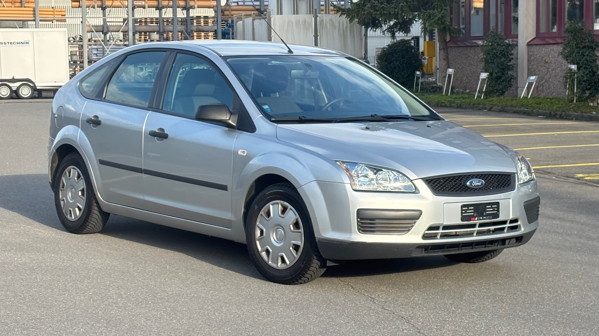 FORD Focus 1.6i Ambiente-image-1