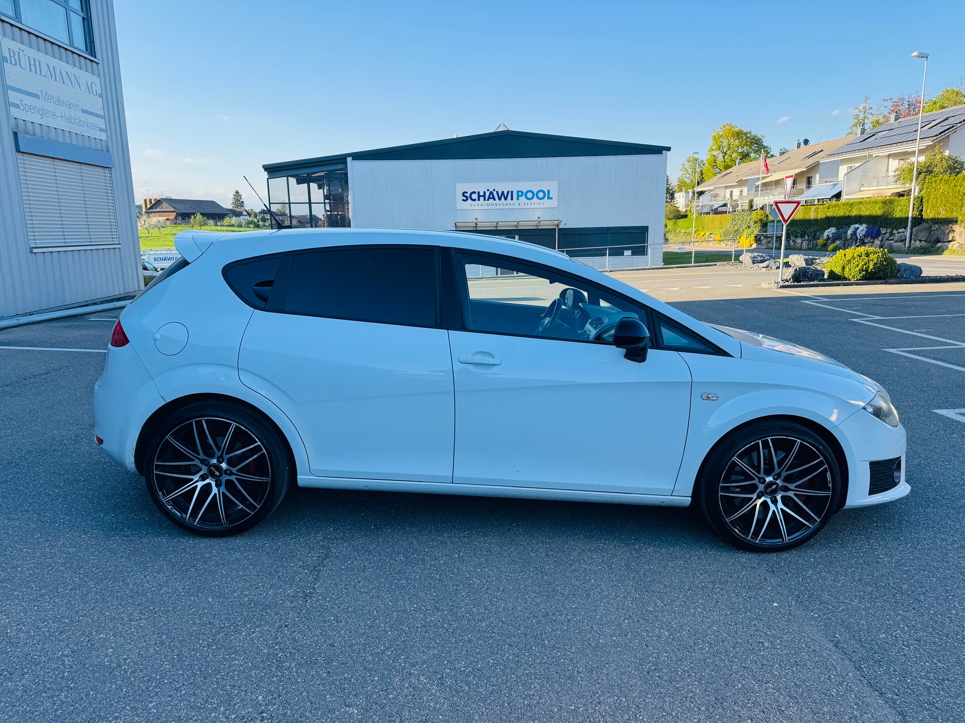 SEAT Leon 2.0 TSI Cupra R310 World Champion Edition-image-6