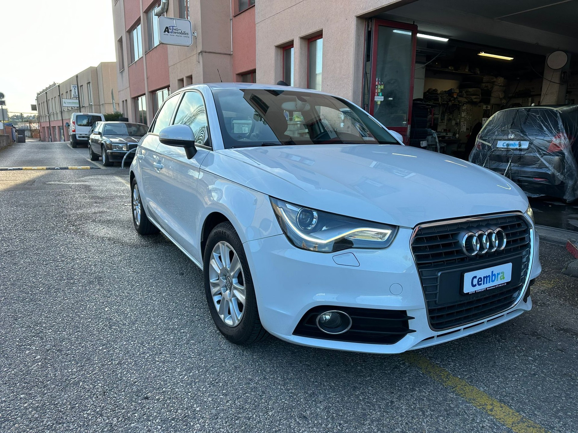 AUDI A1 Sportback 1.4 TFSI Ambition S-tronic-image-1