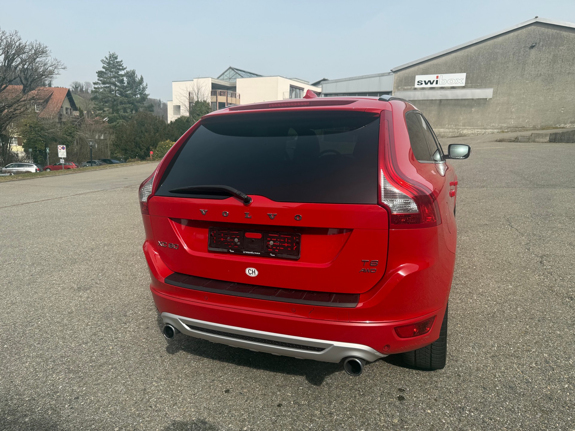 VOLVO XC60 T6 AWD R-Design Geartronic-image-3
