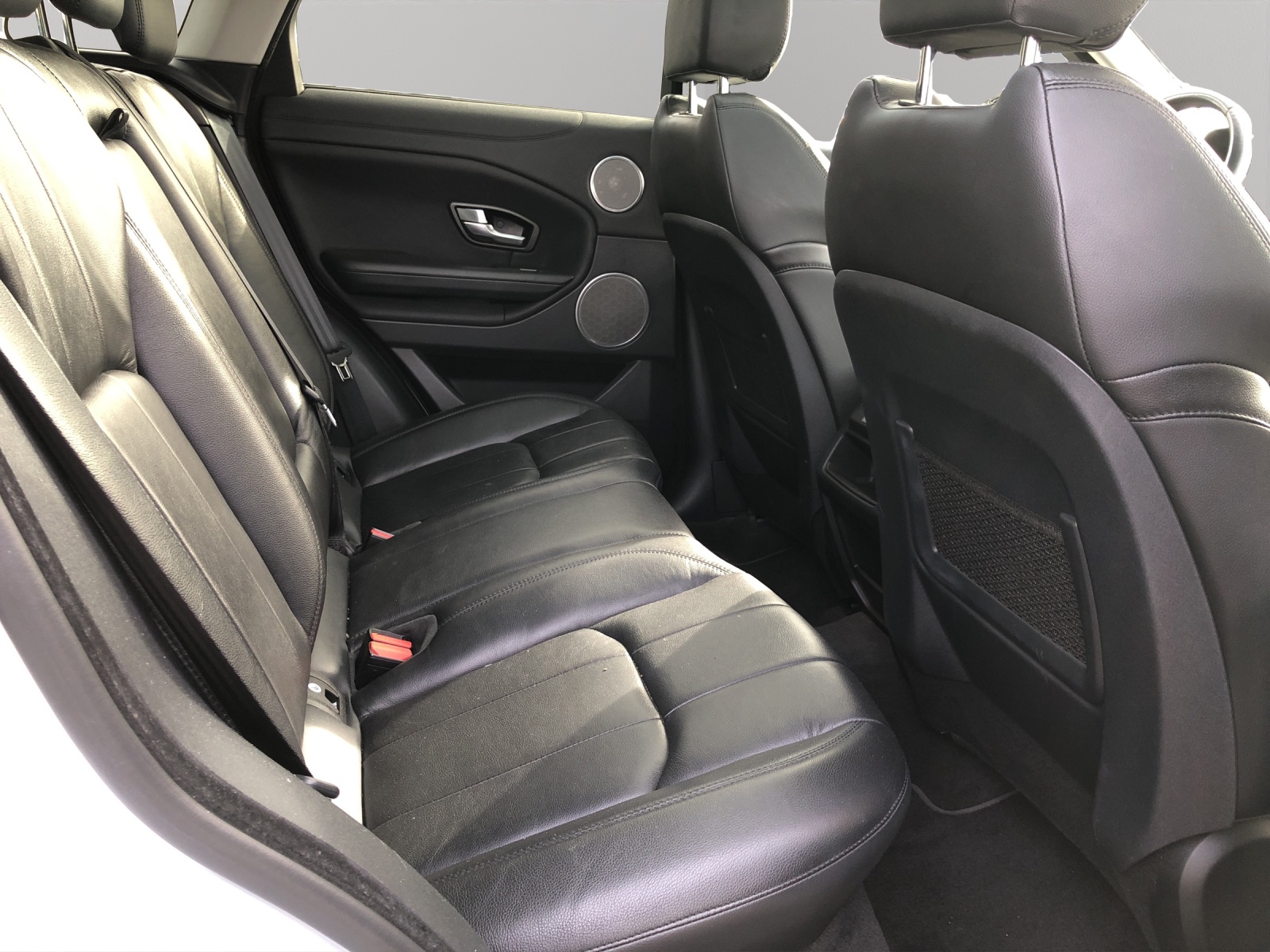 LAND ROVER Range Rover Evoque 2.0 TD4 SE Dynamic AT9-image-16