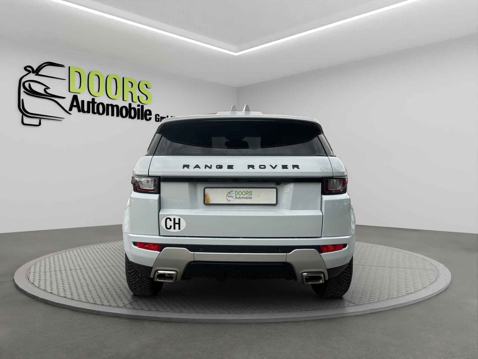 LAND ROVER Range Rover Evoque 2.0 TD4 SE Dynamic AT9-image-4