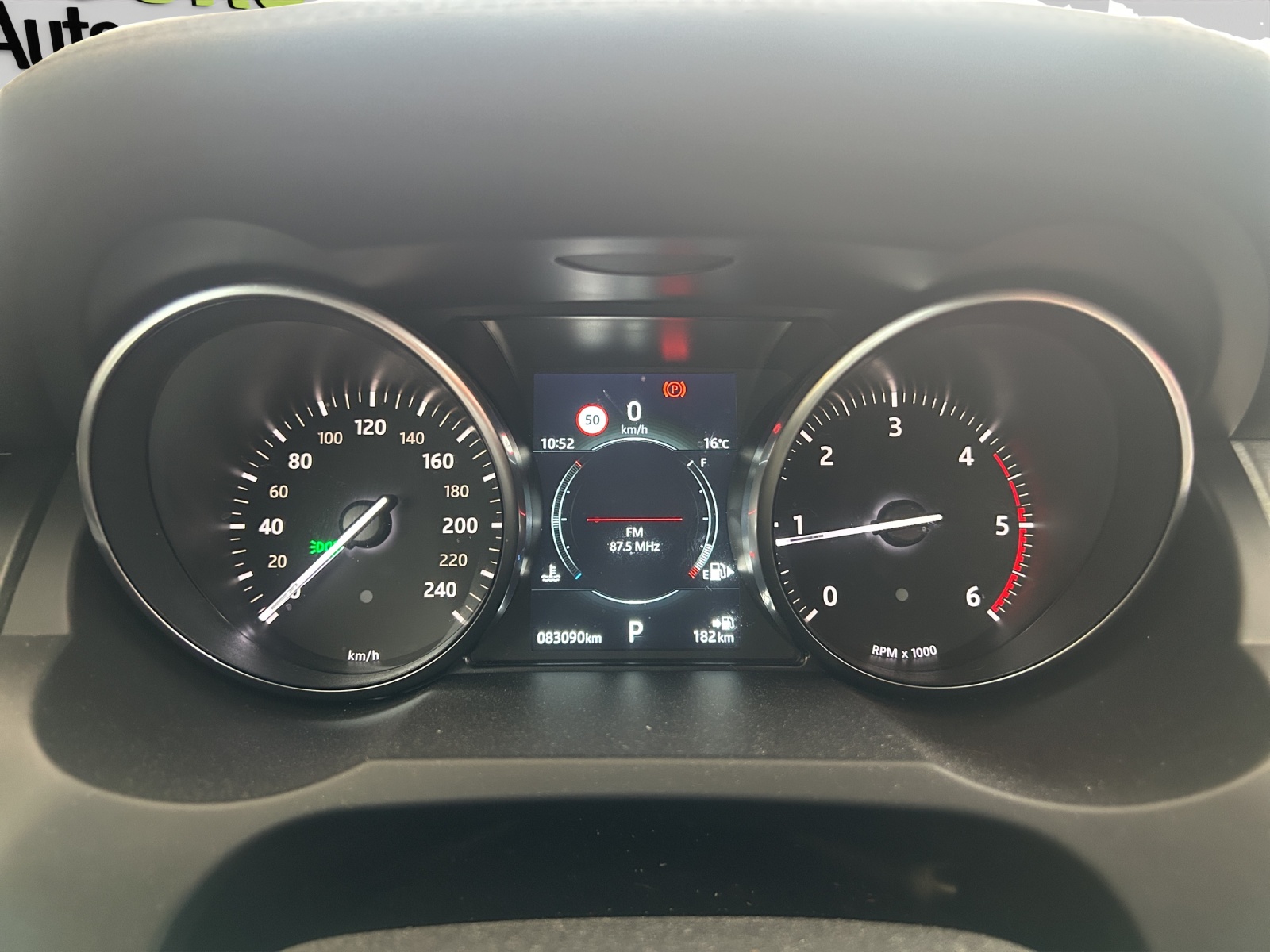 LAND ROVER Range Rover Evoque 2.0 TD4 SE Dynamic AT9-image-20