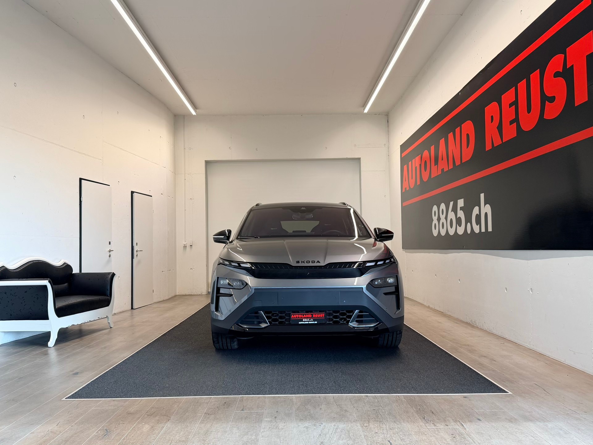 SKODA Elroq RS 4x4-image-1