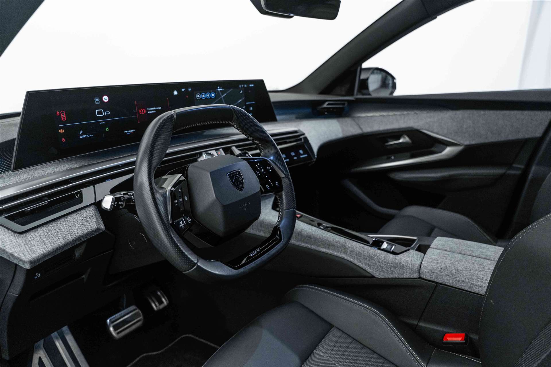 PEUGEOT 3008 136 e-DCS6 Hybrid GT-image-7