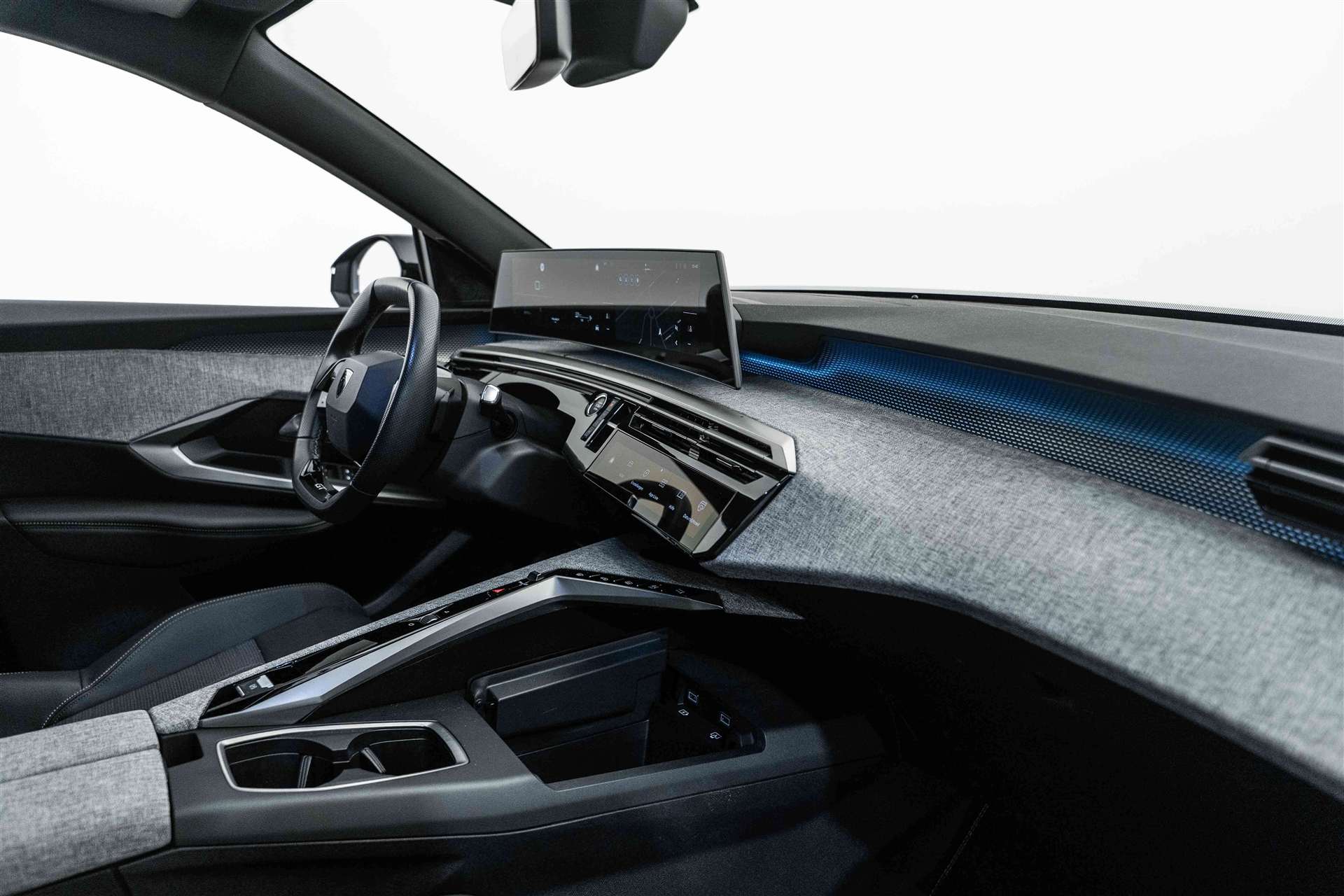 PEUGEOT 3008 136 e-DCS6 Hybrid GT-image-10