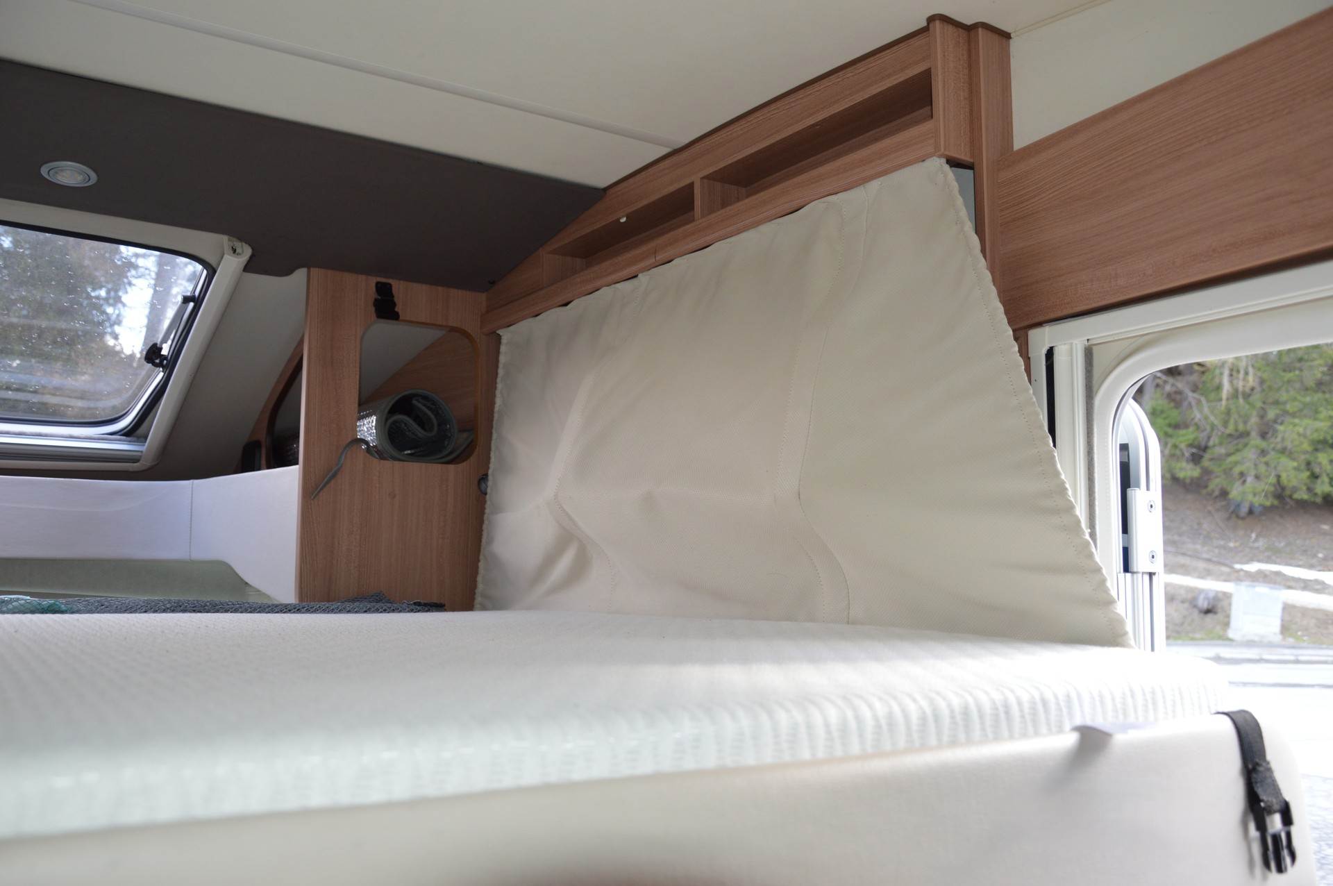 KNAUS SKY WAVE-image-4