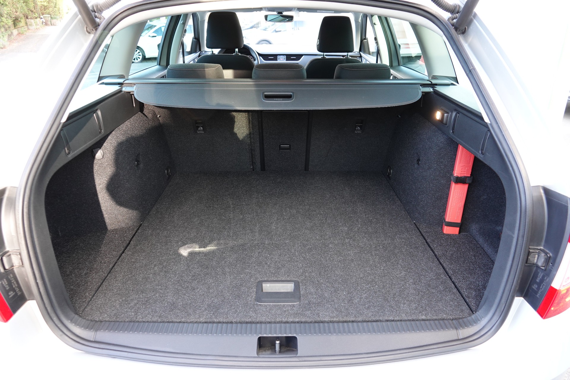 SKODA Octavia Combi 2.0 TSI Soleil 4x4 DSG-image-17