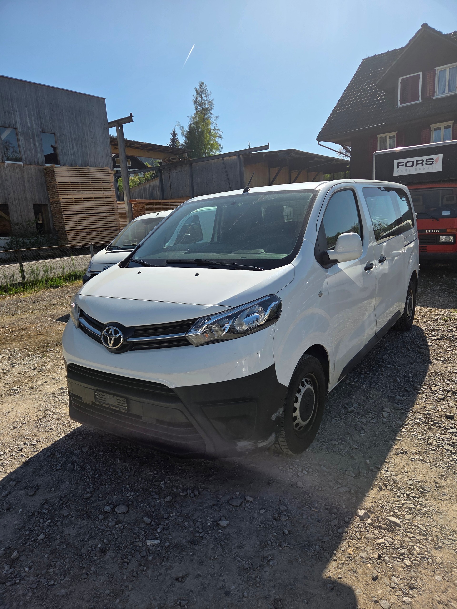 TOYOTA Proace 2.0D Glass Van L1 Luna