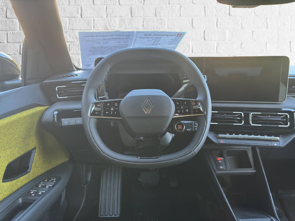 RENAULT R5 E-Tech Comfort Range iconic five-image-6
