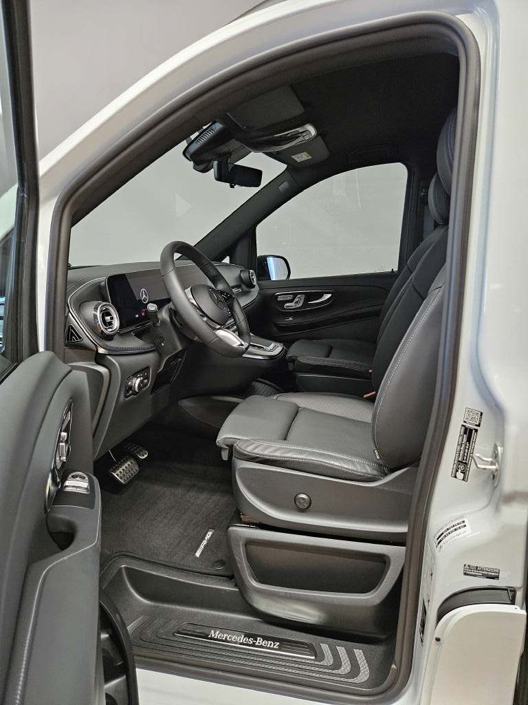 MERCEDES-BENZ V 300 d 4Matic Swiss Edition lang-image-8