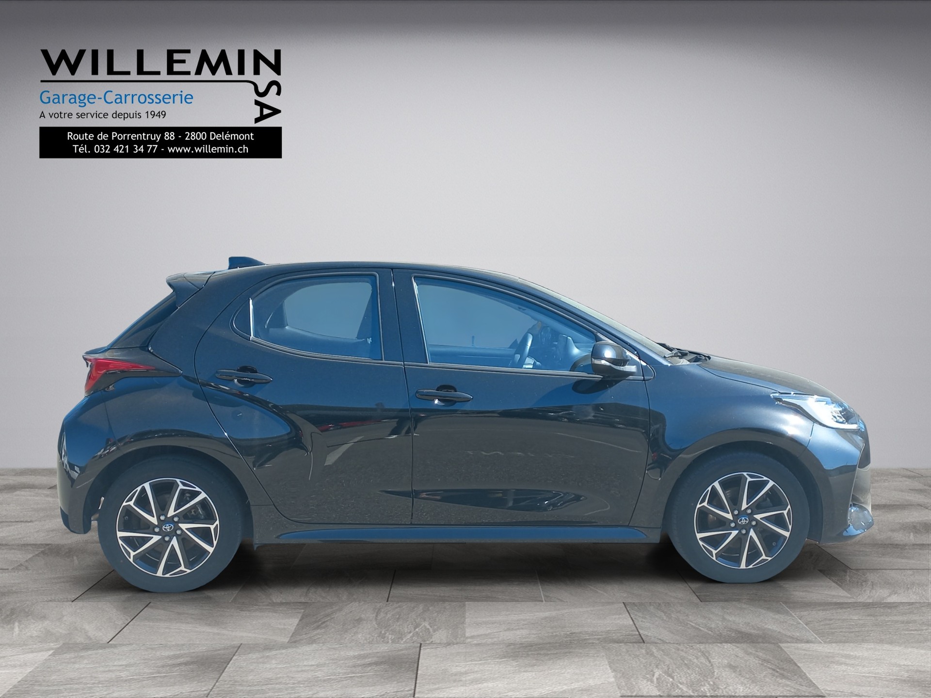 TOYOTA Yaris 1.5 Trend e-CVT-image-2