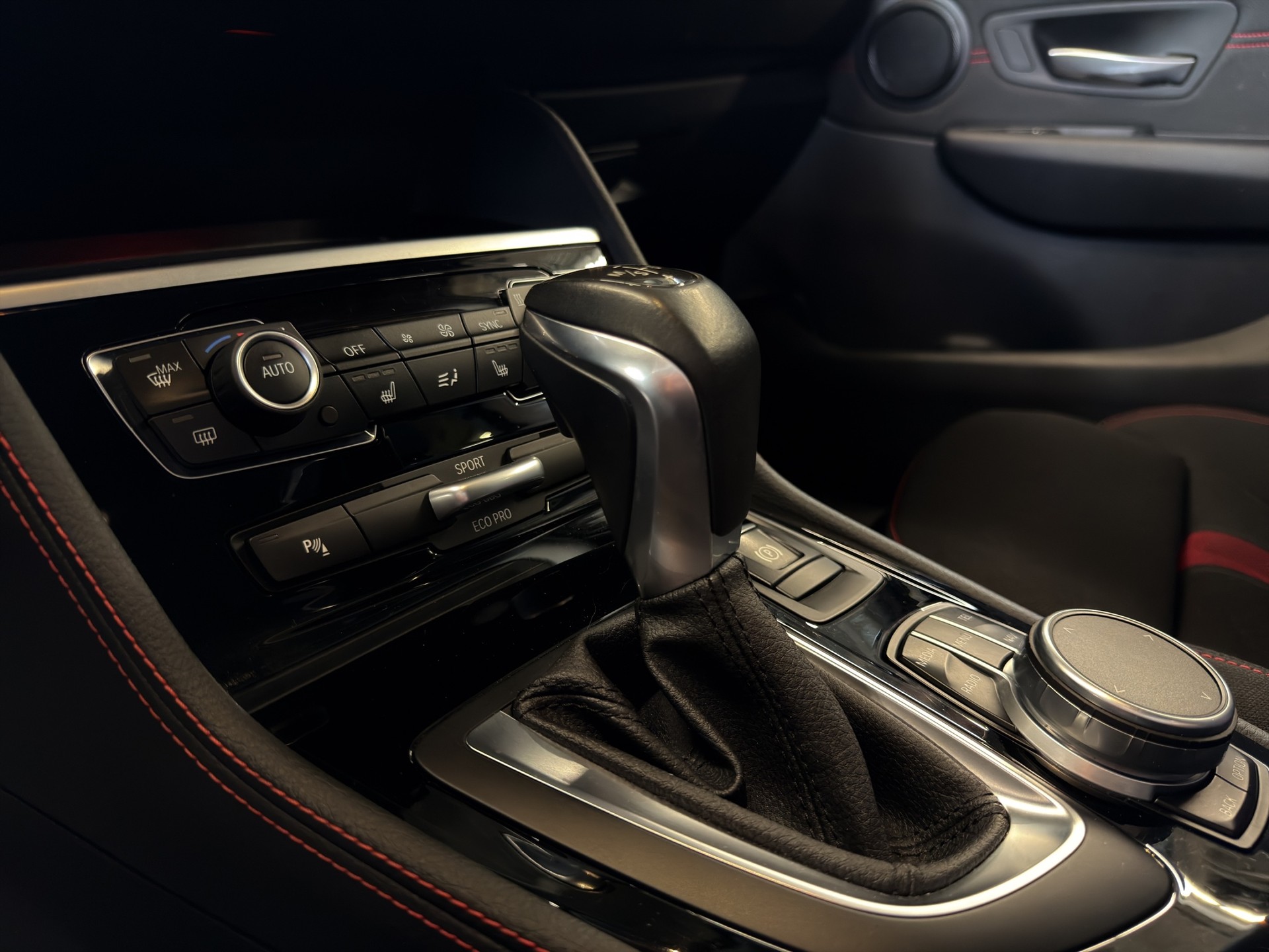 BMW Gran Tourer x drive-image-12