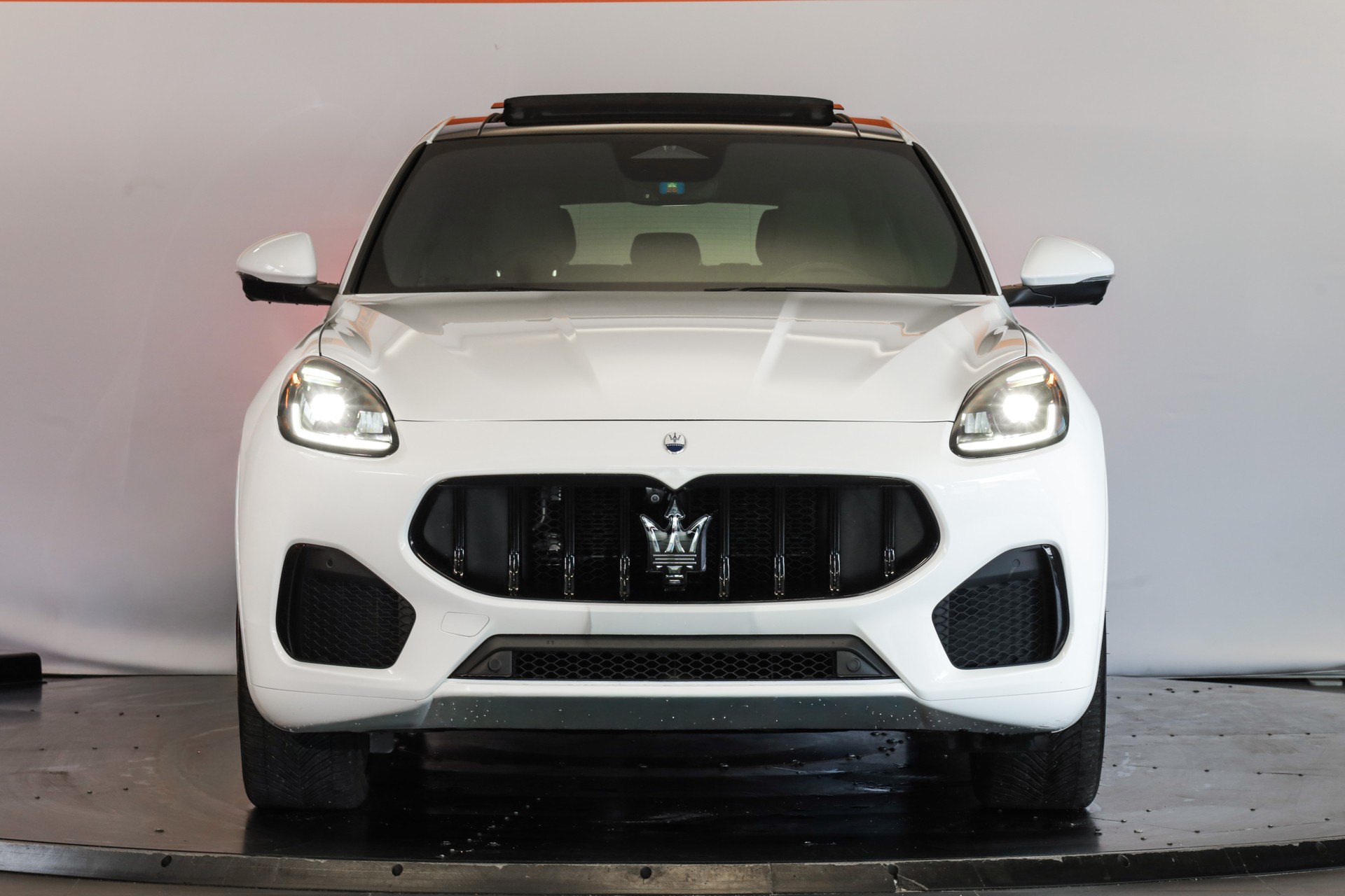 MASERATI Grecale 2.0 MHEV GT Hybrid Automatica-showroom-element-1