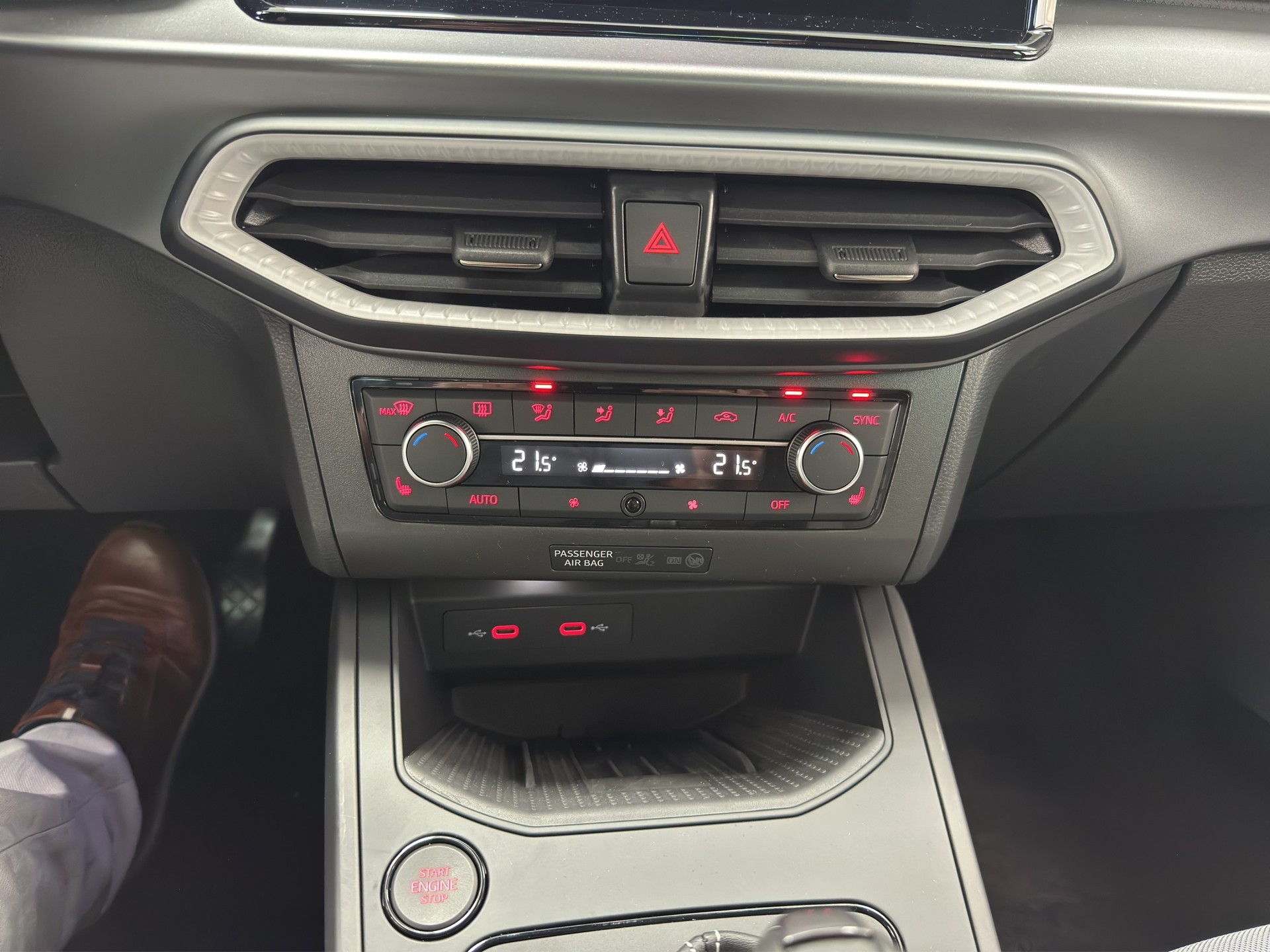 SEAT Ibiza 1.5 TSI FR DSG-image-25