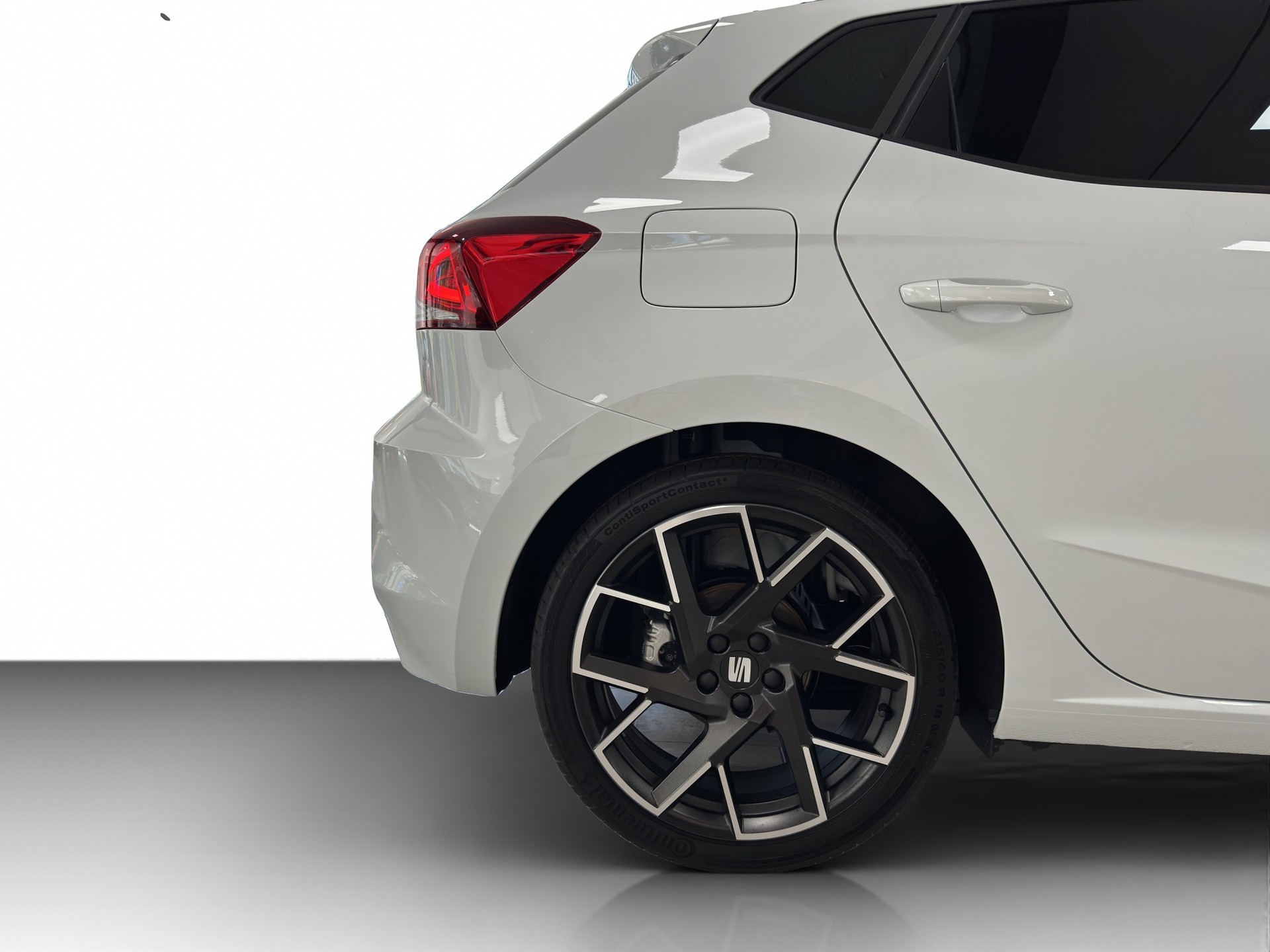 SEAT Ibiza 1.5 TSI FR DSG-image-11
