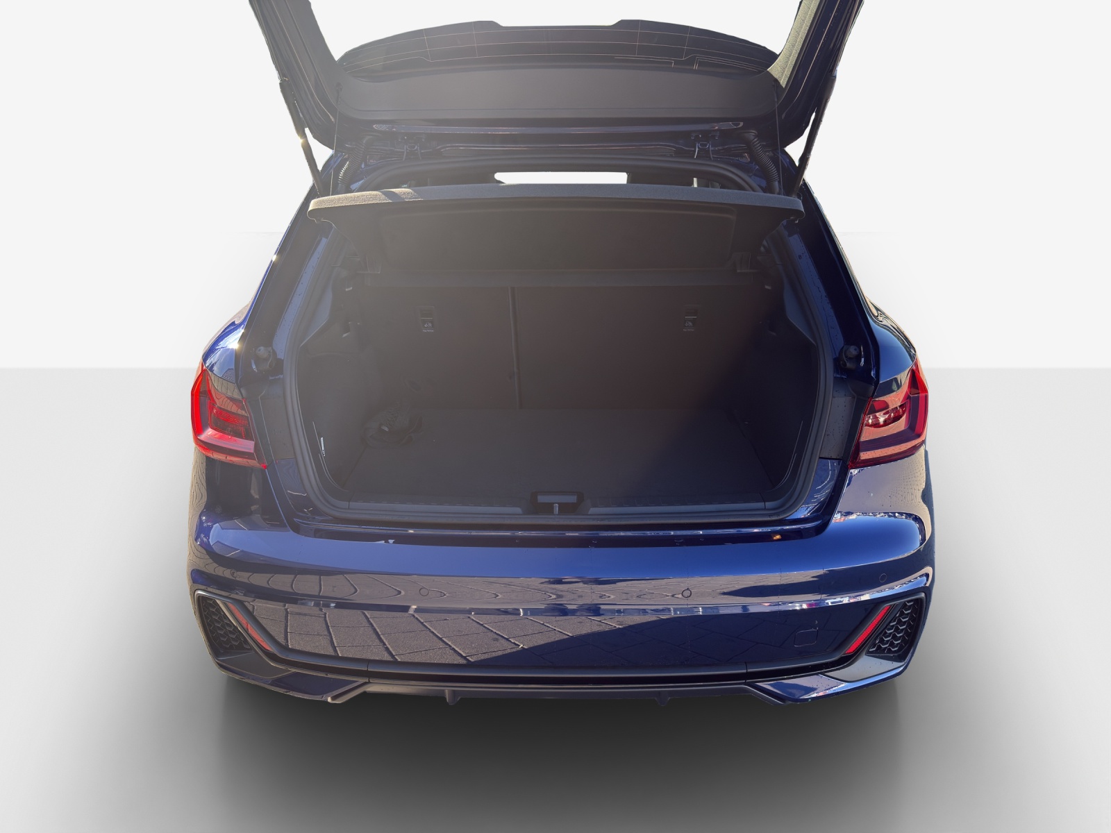 AUDI A1 Sportback 30 TFSI S Line Attraction S-tronic-image-12
