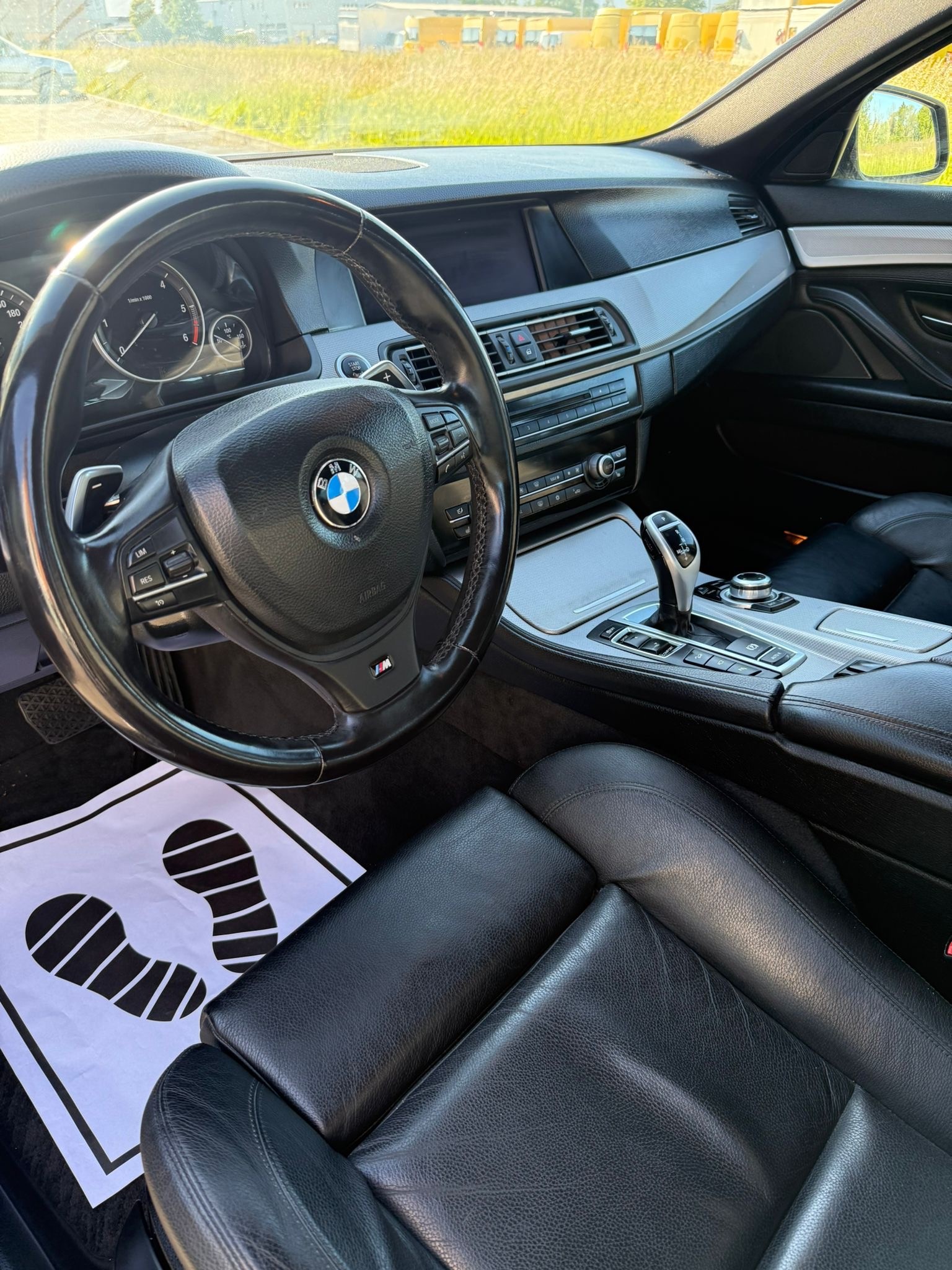 BMW 525d xDrive Steptronic-image-4