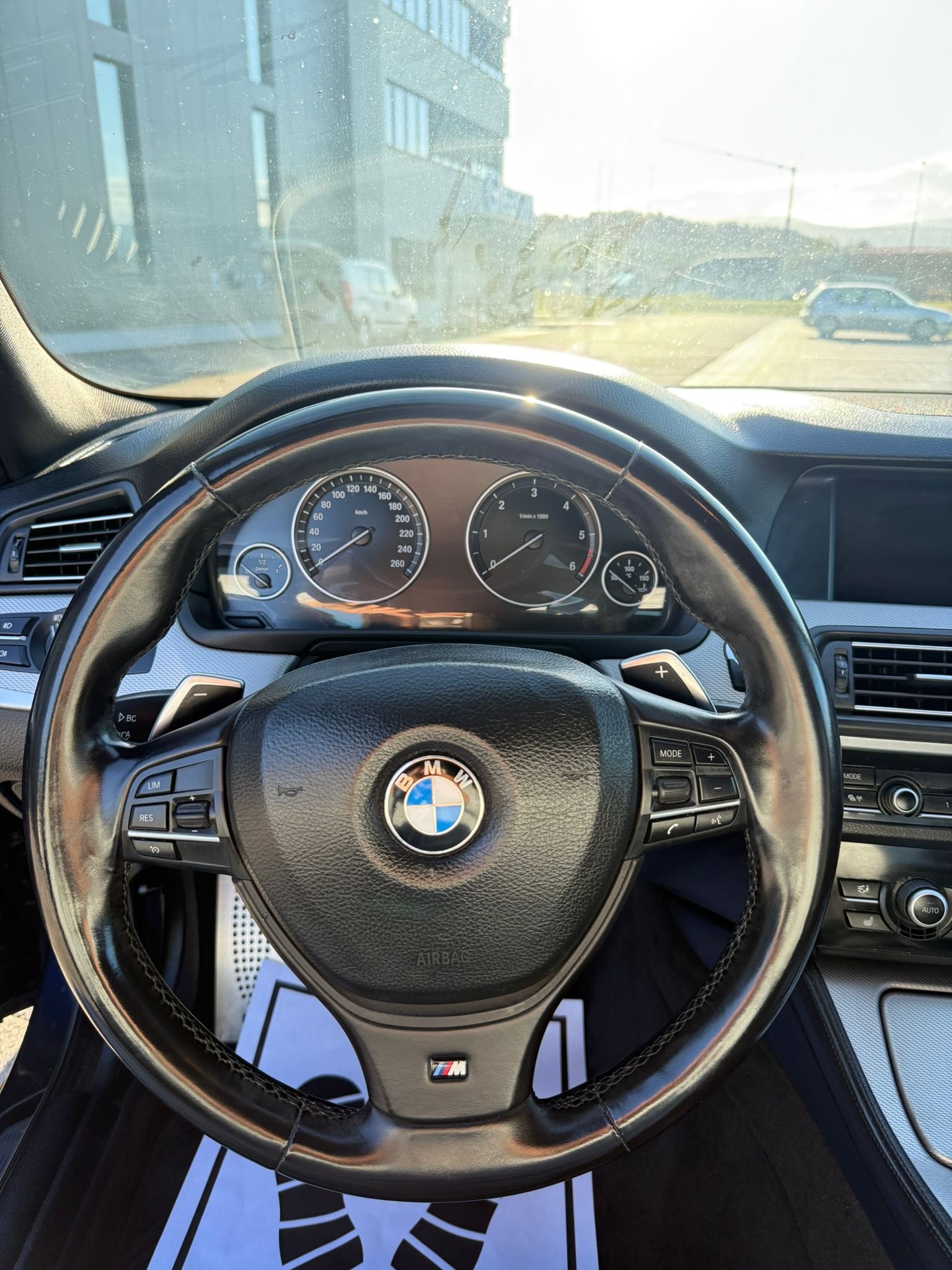 BMW 525d xDrive Steptronic-image-5