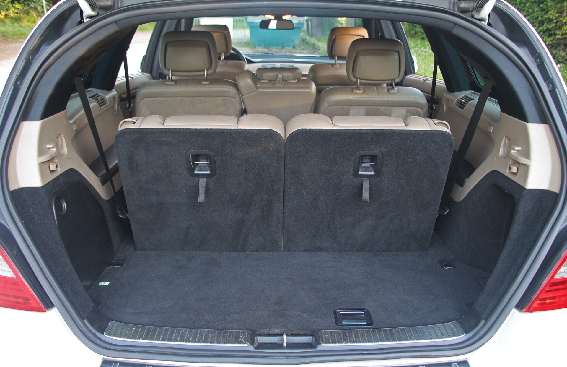 MERCEDES-BENZ R 350 L 7G-Tronic-image-17
