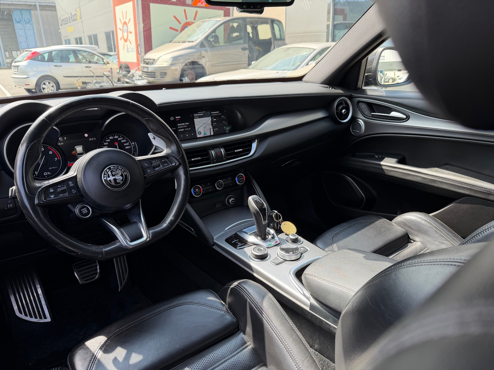 ALFA ROMEO Stelvio 2.0 Veloce Q4 Automatic-image-4