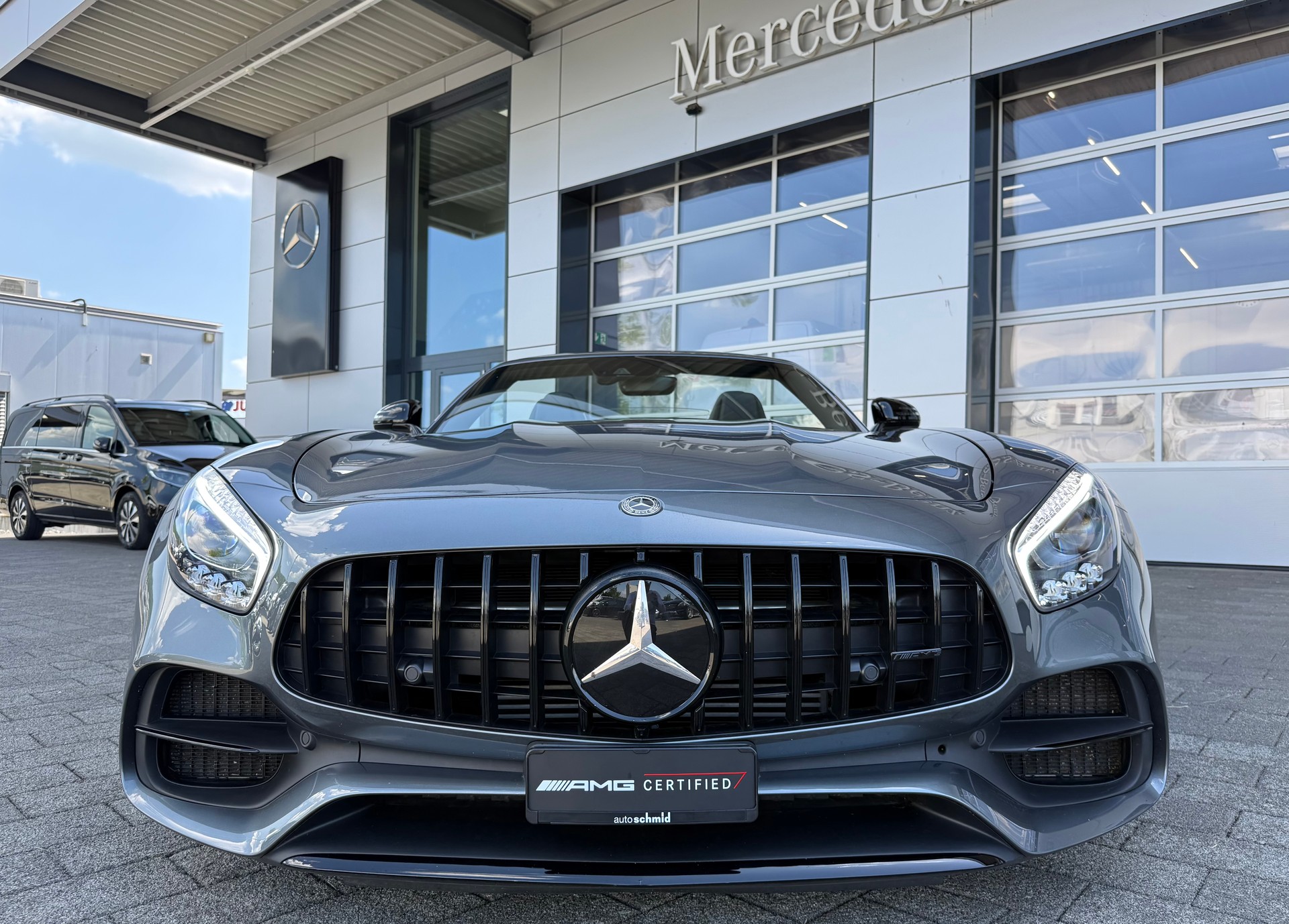 MERCEDES-BENZ AMG GT C Roadster Speedshift DCT-showroom-element-3