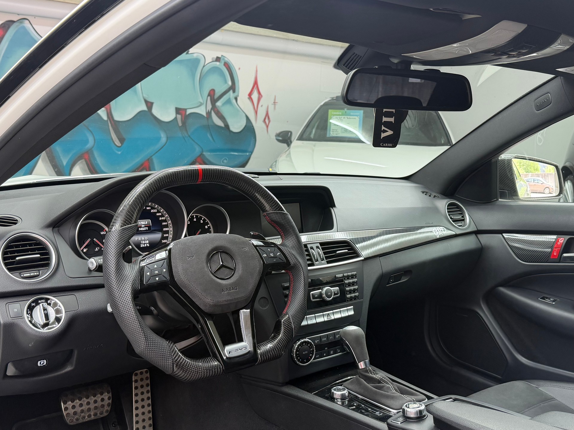 MERCEDES-BENZ C 63 Coupé AMG Speedshift MCT *CH AUTO*-image-9