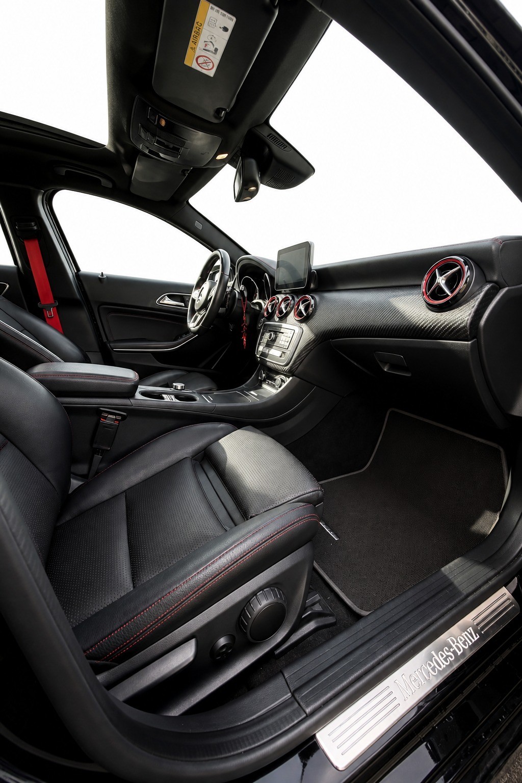 MERCEDES-BENZ A 250 Sport 4Matic 7G-DCT-image-14