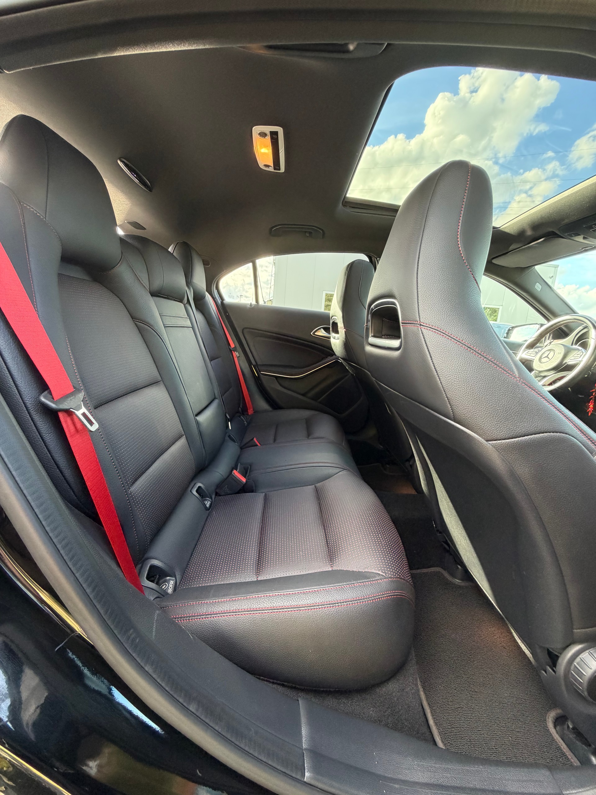 MERCEDES-BENZ A 250 Sport 4Matic 7G-DCT-image-18