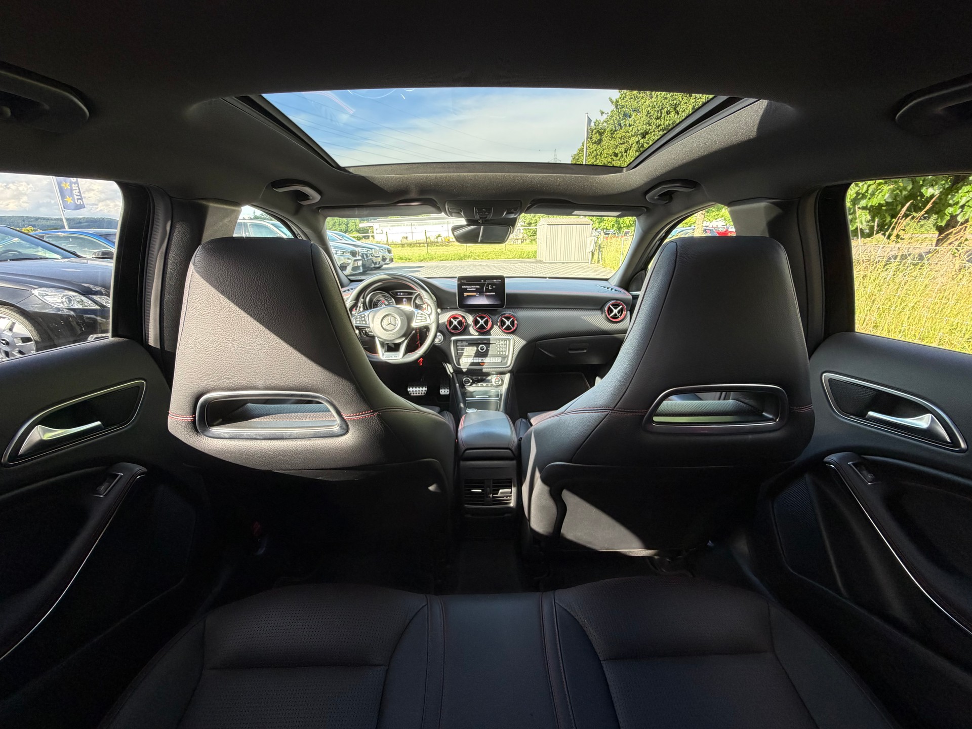 MERCEDES-BENZ A 250 Sport 4Matic 7G-DCT-image-17