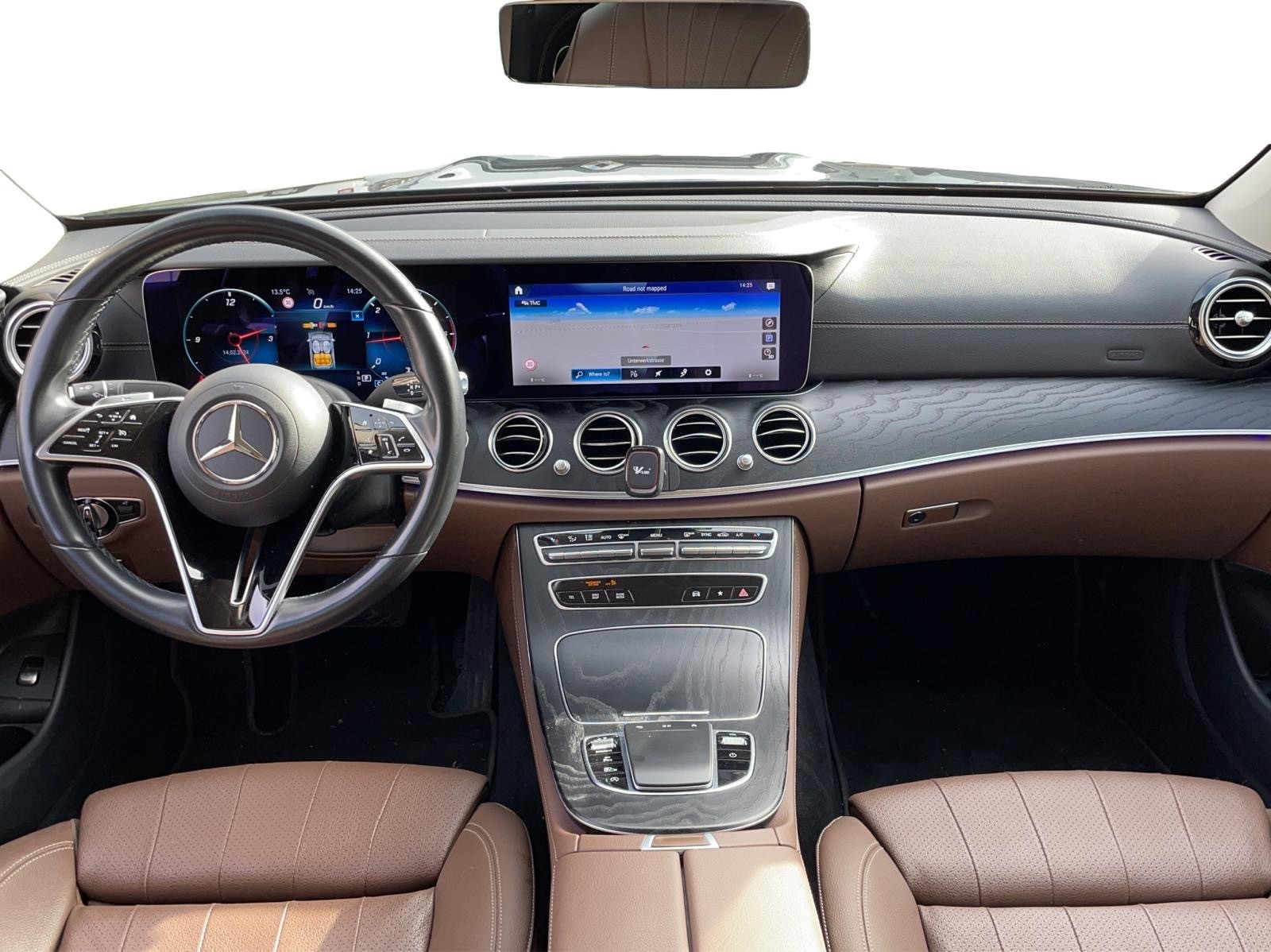 MERCEDES-BENZ E 200 d 9G-Tronic-image-5