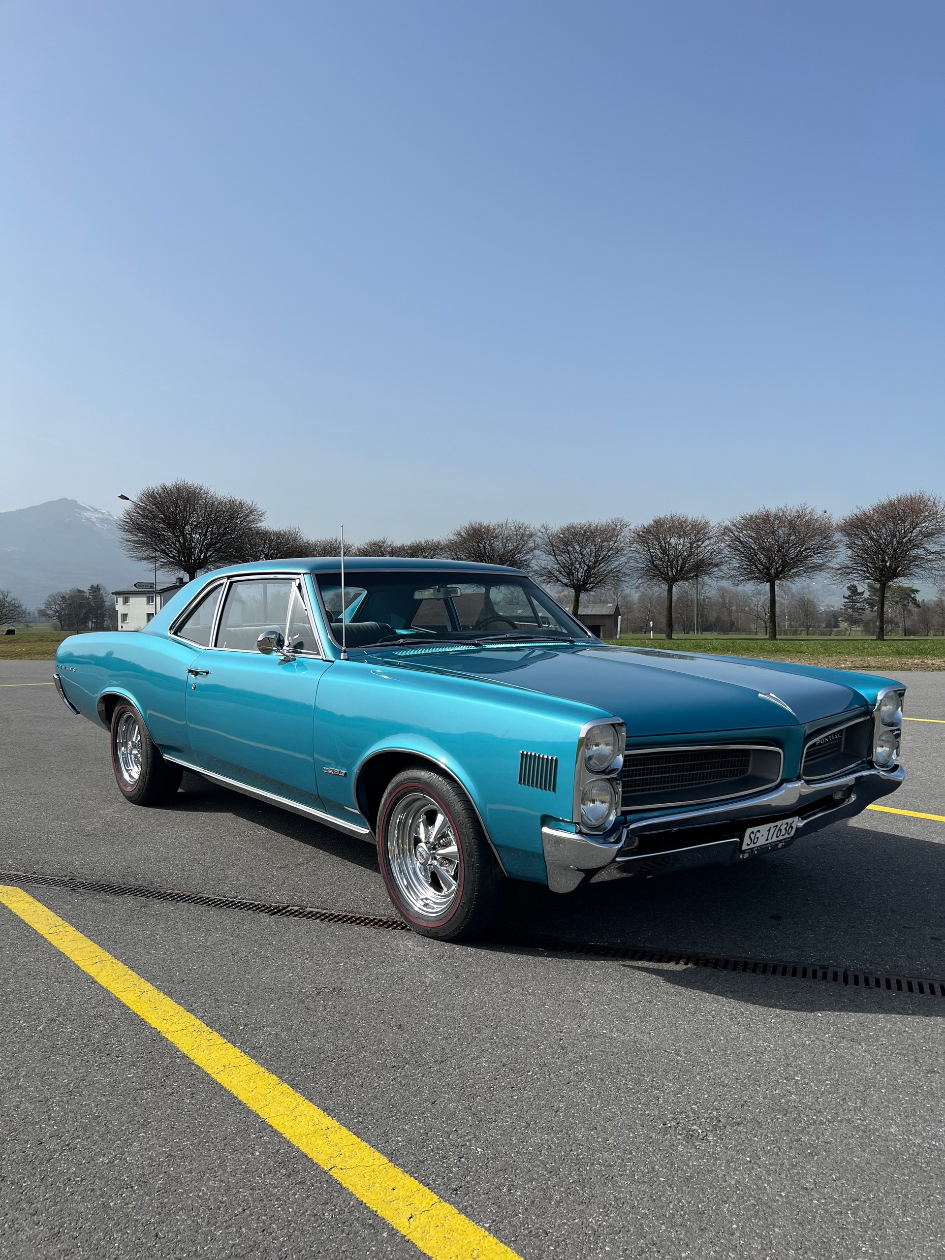 PONTIAC Le Mans-image-13
