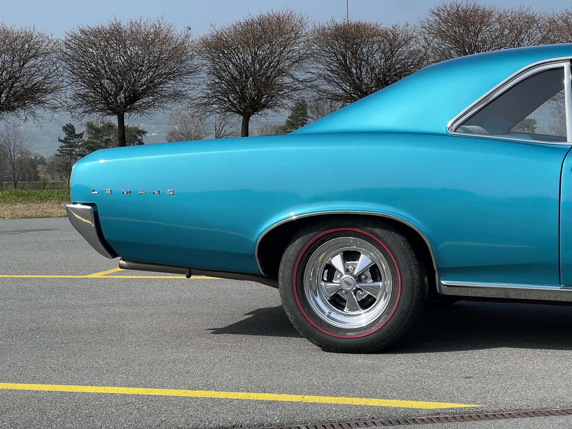 PONTIAC Le Mans-image-8