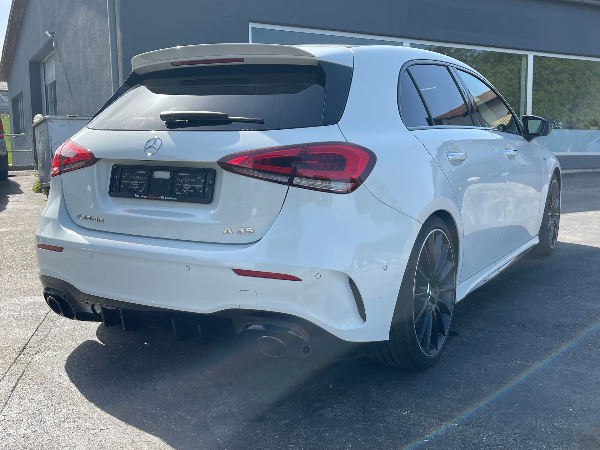 MERCEDES-BENZ A 35 AMG 4Matic Speedshift-image-9
