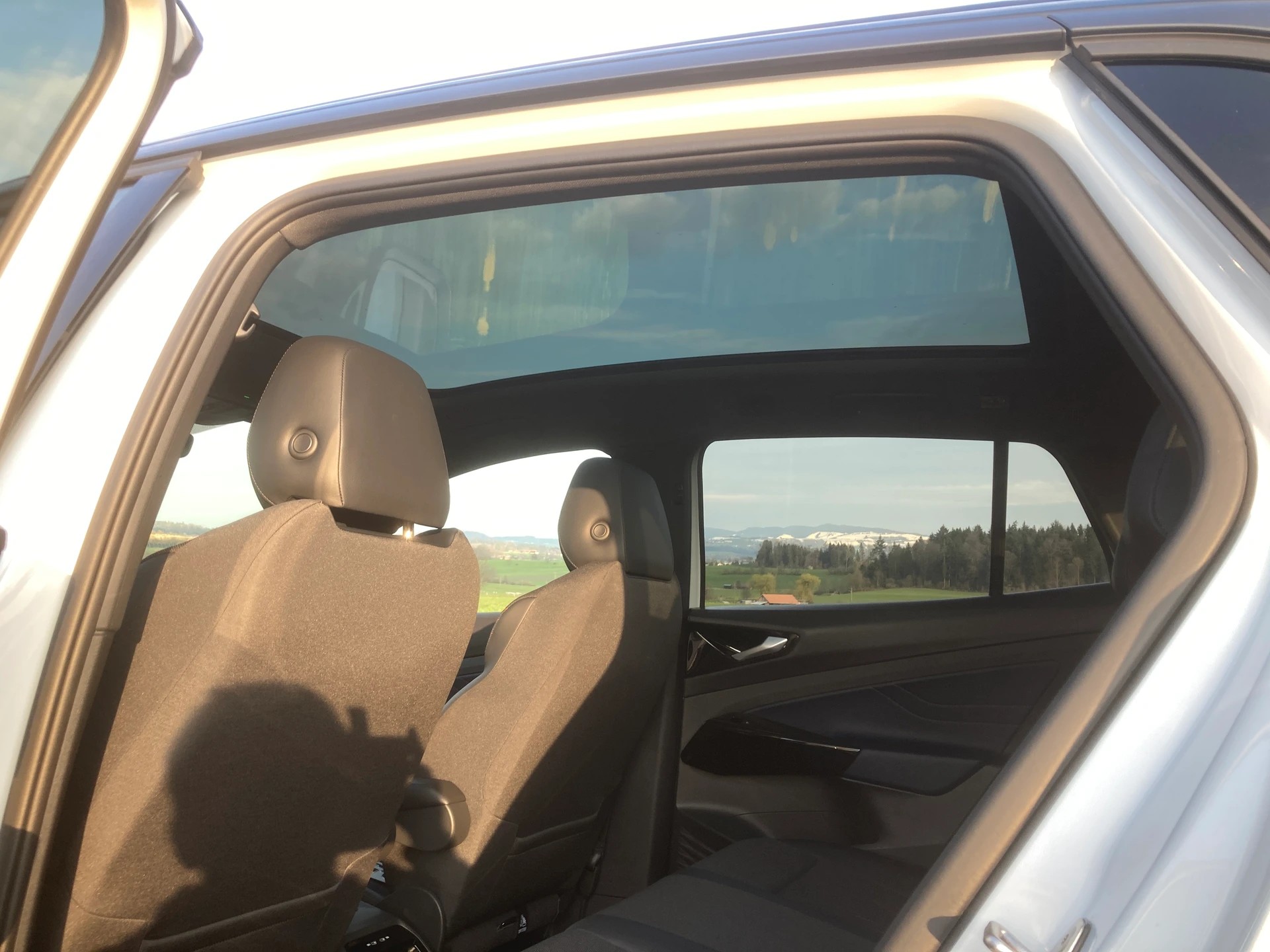 VW ID.4 GTX 77 kWh 4Motion mit Panorama Dach-image-8