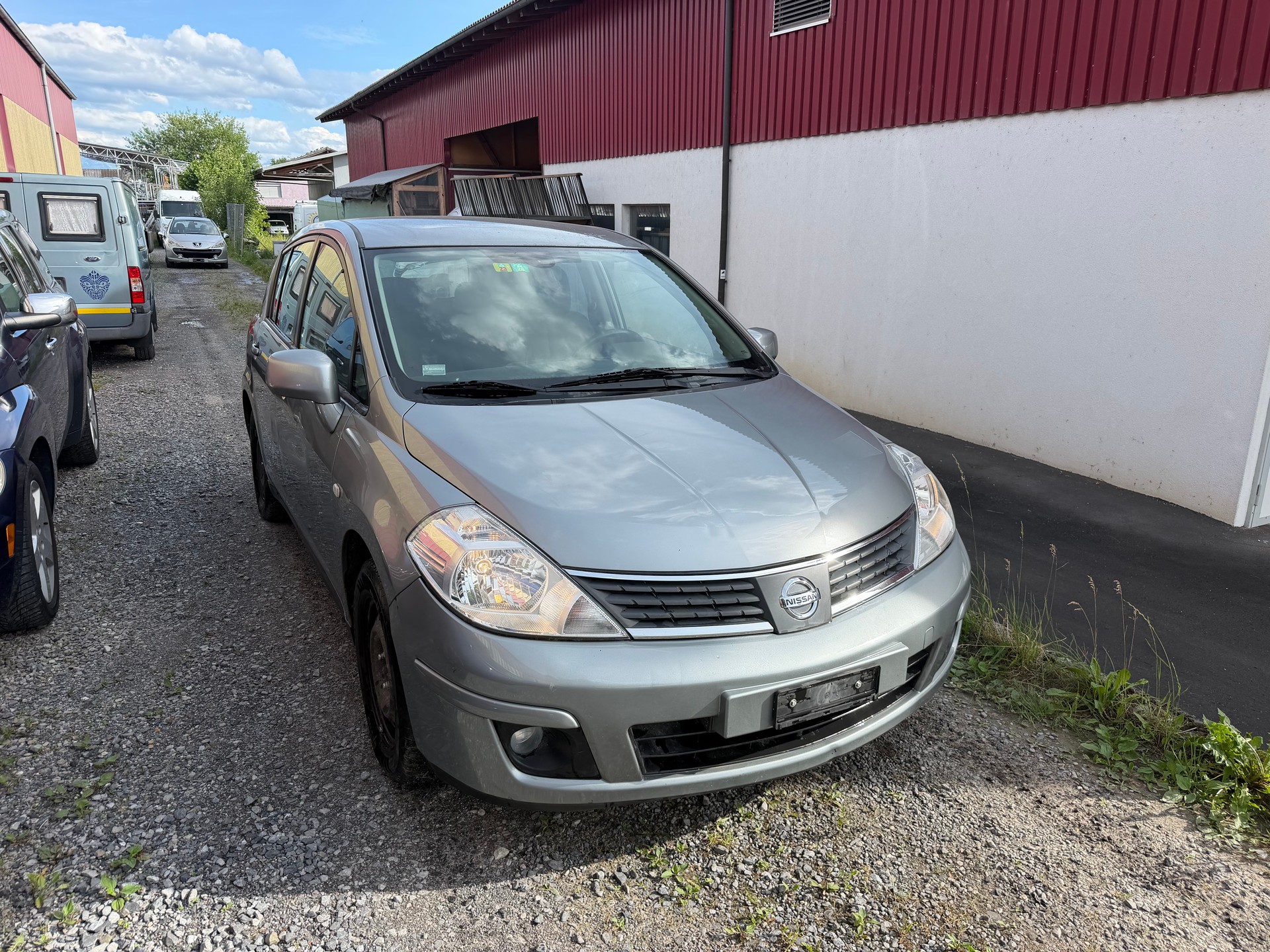 NISSAN Tiida 1.6 visia-image-0