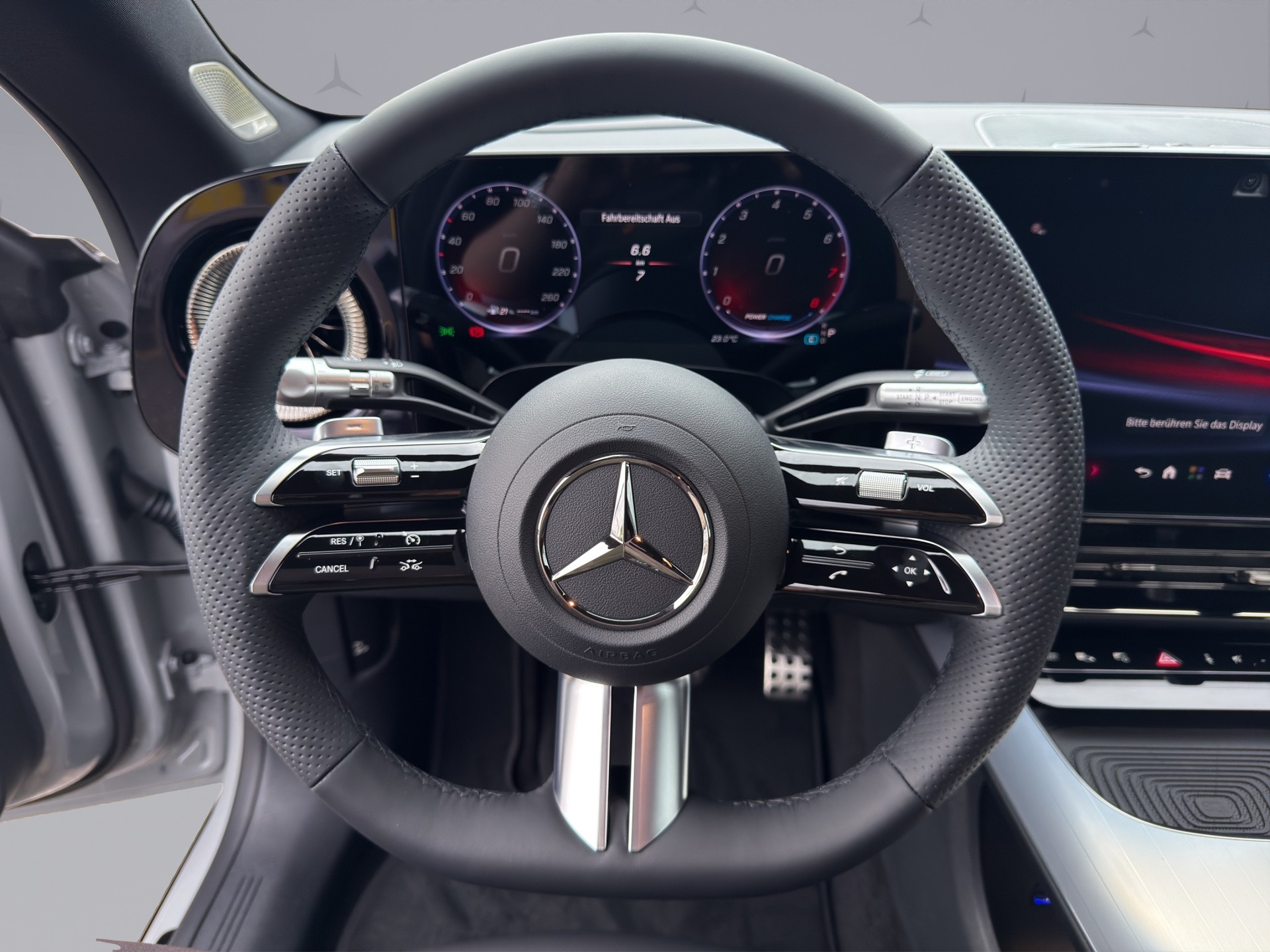 MERCEDES-BENZ CLA 220 Shooting Brake-image-9