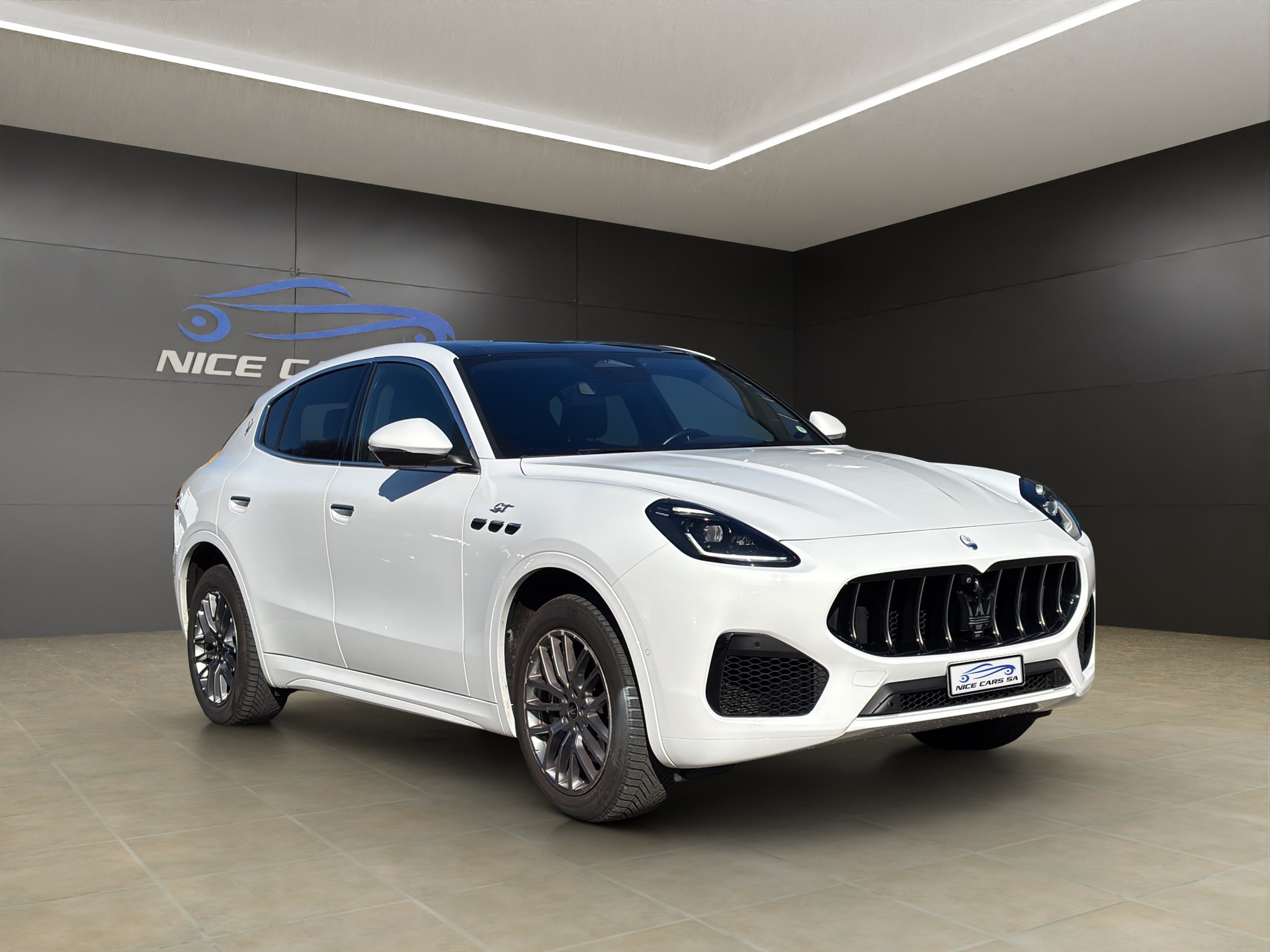 MASERATI Grecale 2.0 MHEV GT Hybrid Automatica-image-1