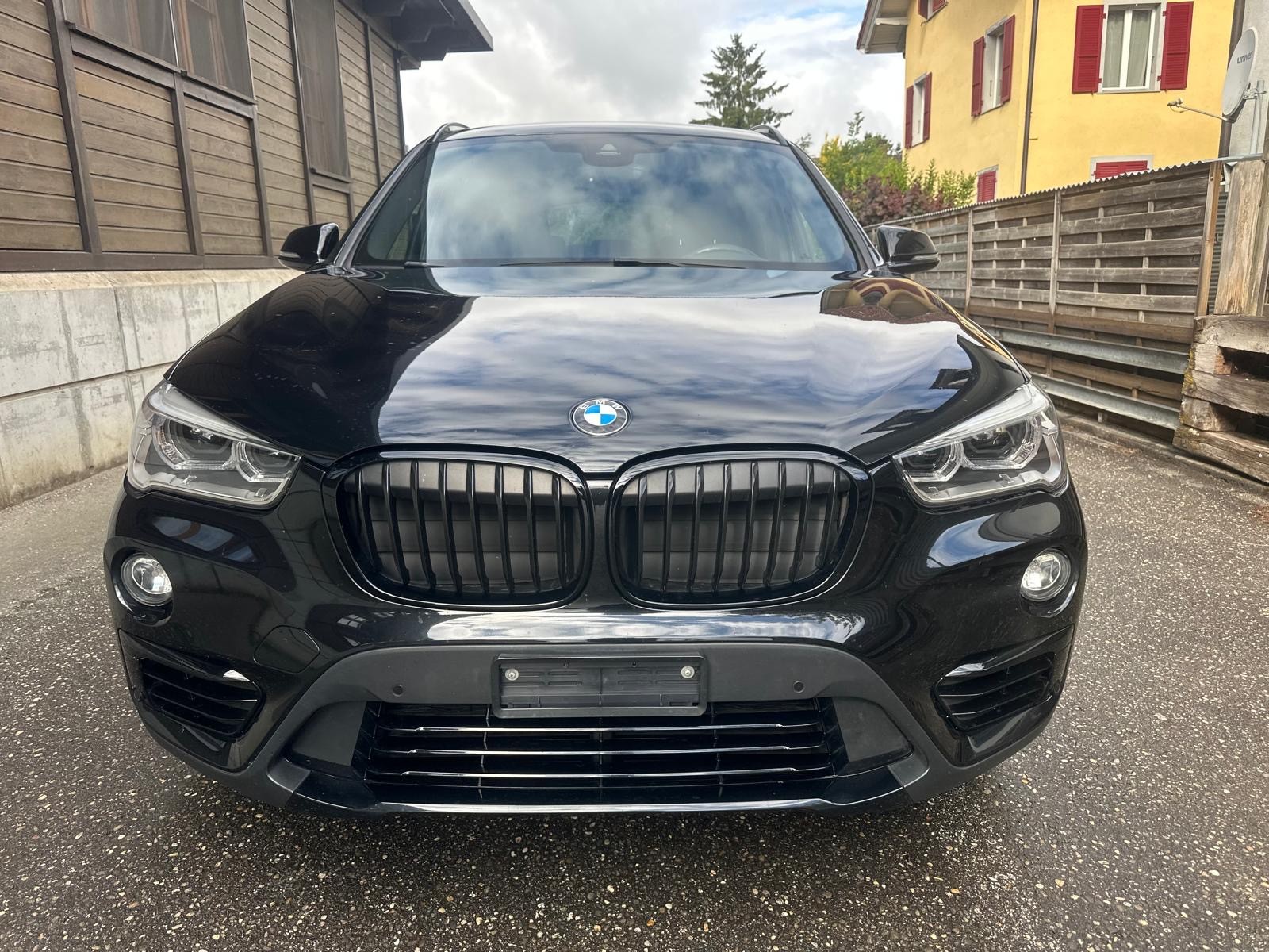 BMW X1 xDrive 20d Sport Line Steptronic-image-4