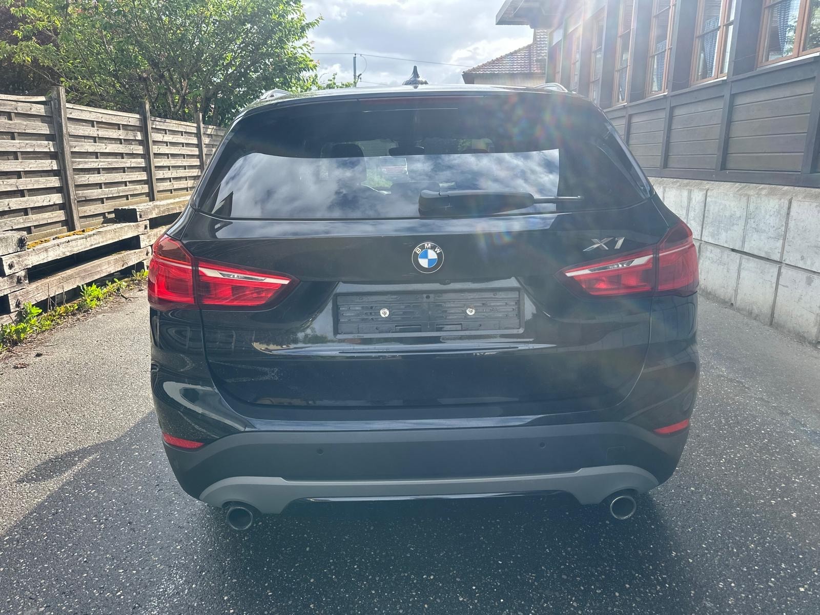 BMW X1 xDrive 20d Sport Line Steptronic-image-5