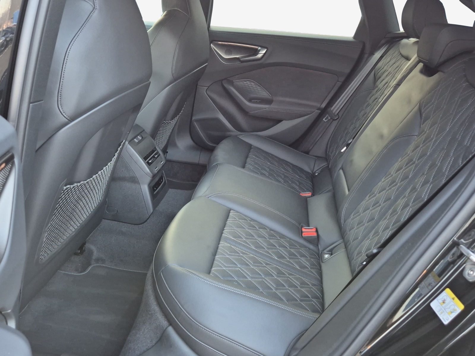 AUDI S5 Avant TFSI quattro S tronic-image-11