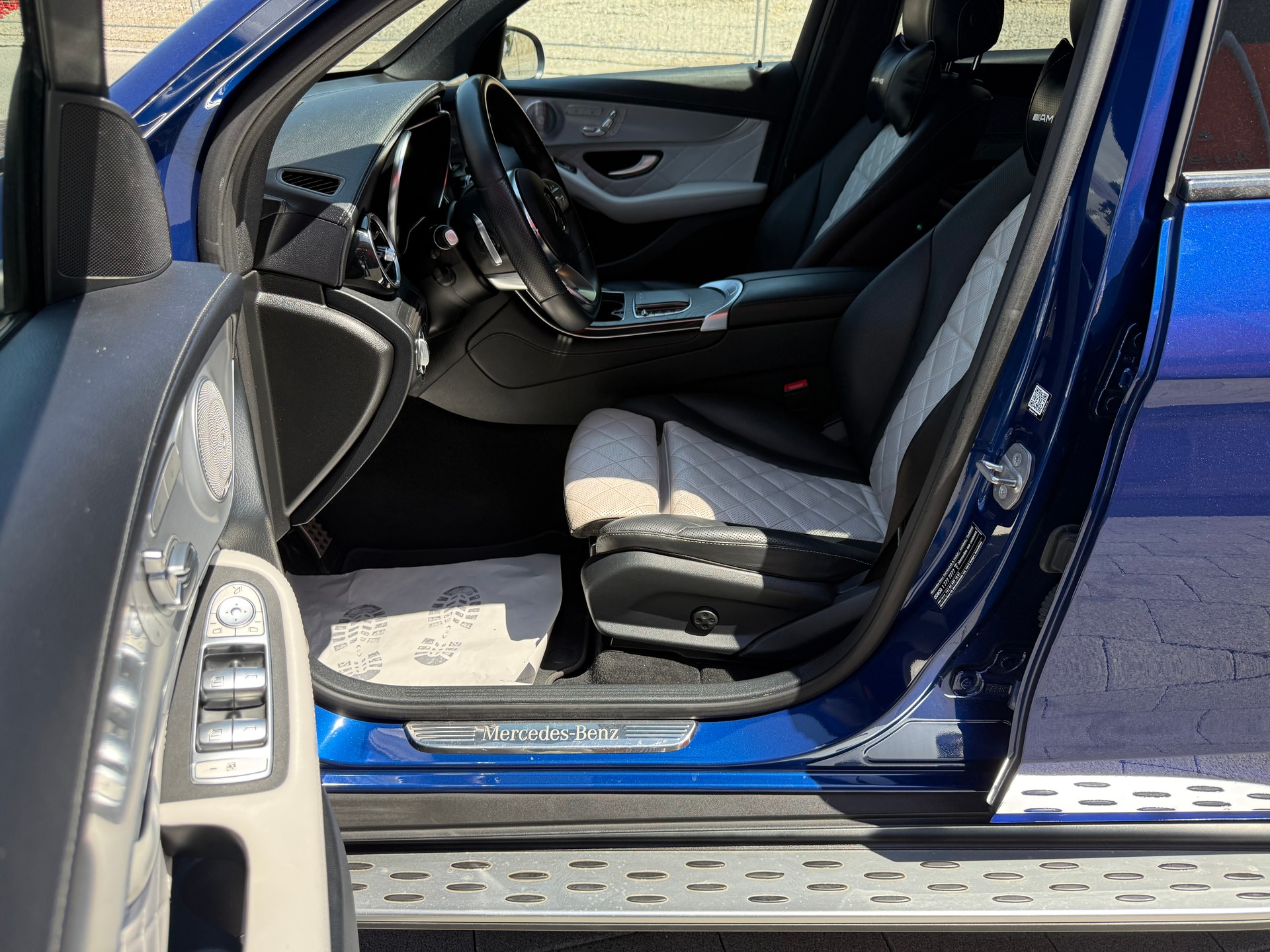 MERCEDES-BENZ GLC Coupé 300 AMG Line 4Matic 9G-Tronic-image-13