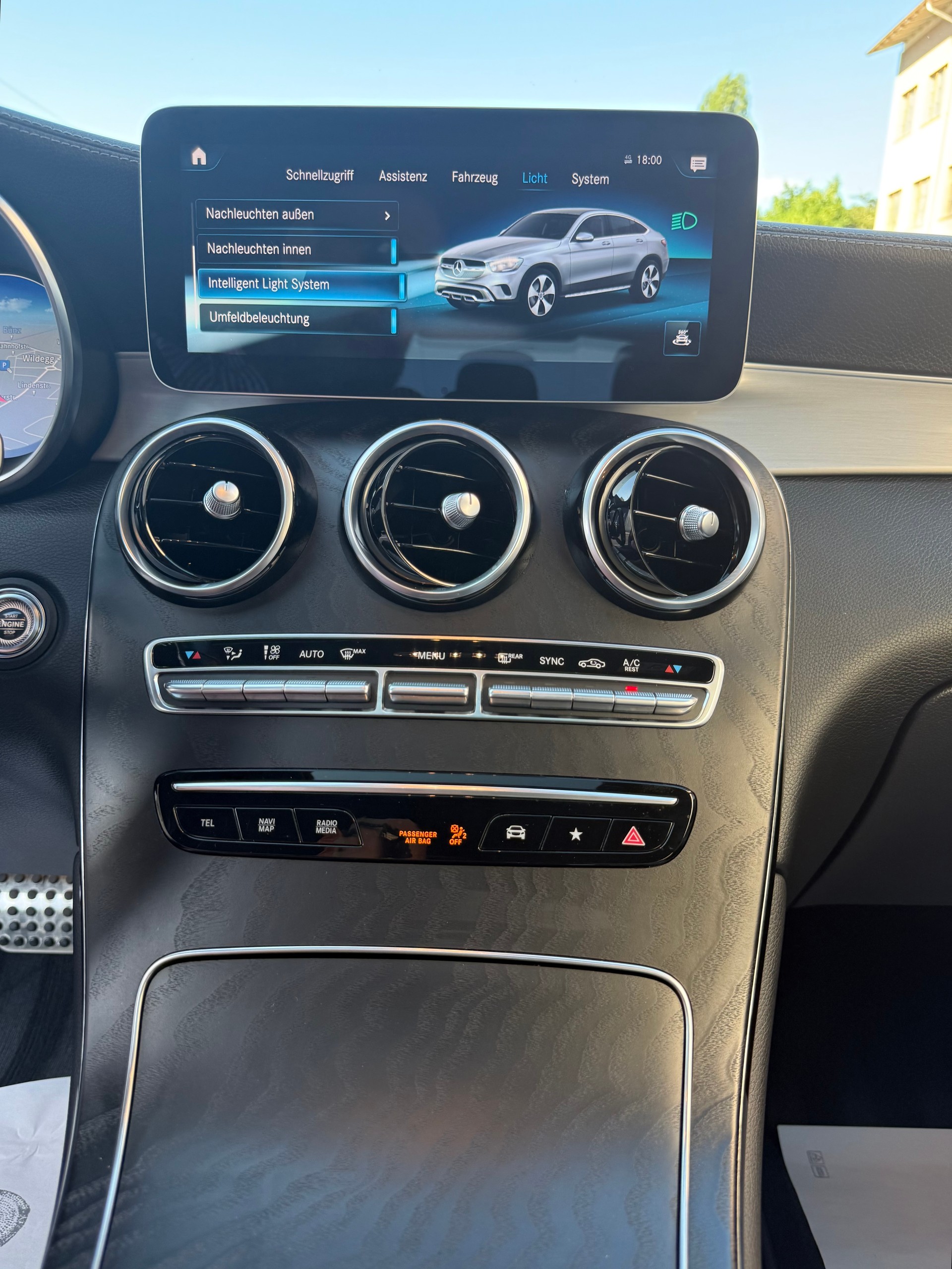MERCEDES-BENZ GLC Coupé 300 AMG Line 4Matic 9G-Tronic-image-9