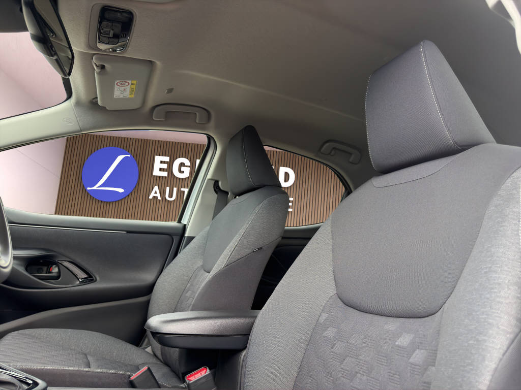 TOYOTA Yaris 1.5 VVT-i HSD Comfort Sport-image-12