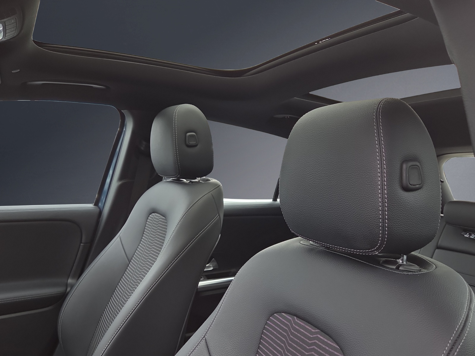 Image MERCEDES-BENZ EQA-300 EQA 300 4Matic