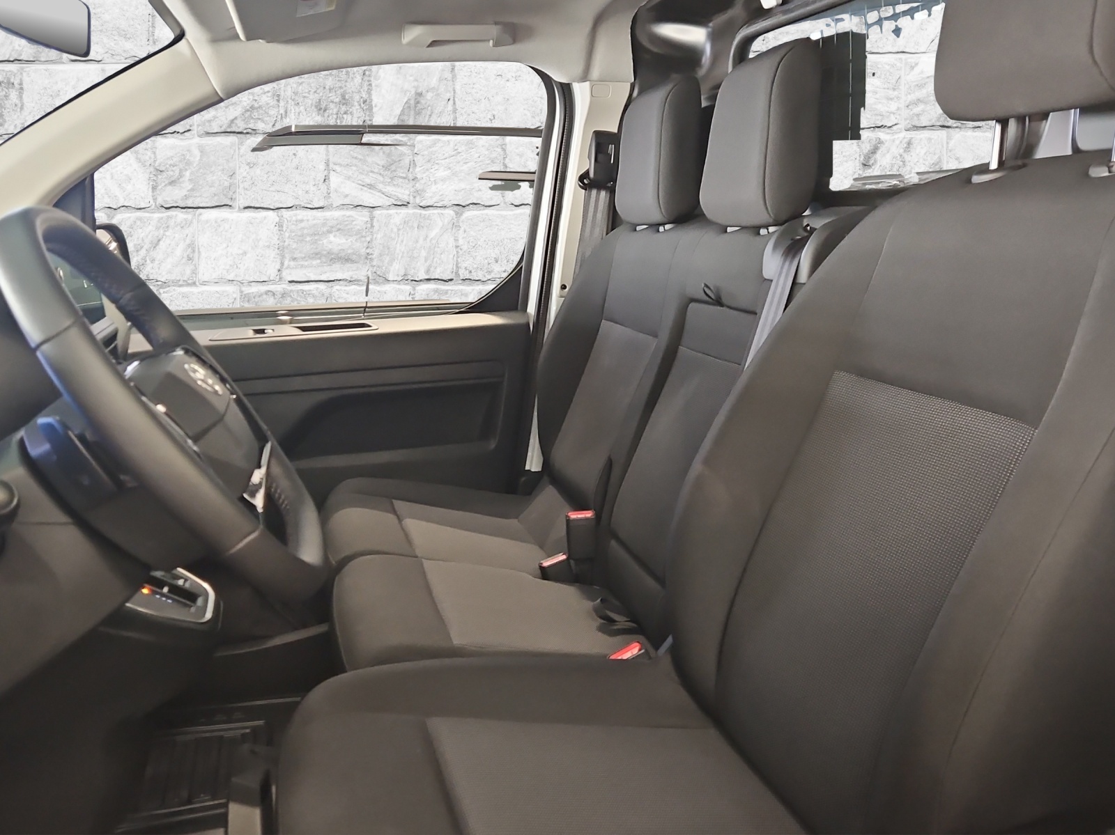 TOYOTA Proace EV 75kWh Medium Advanced-image-8