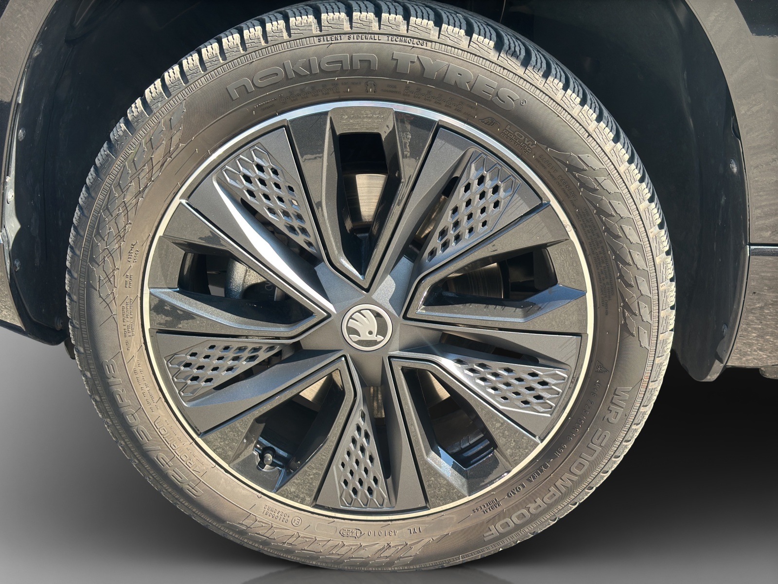 SKODA Karoq 2.0 TSI SportLine 4x4 DSG-image-14